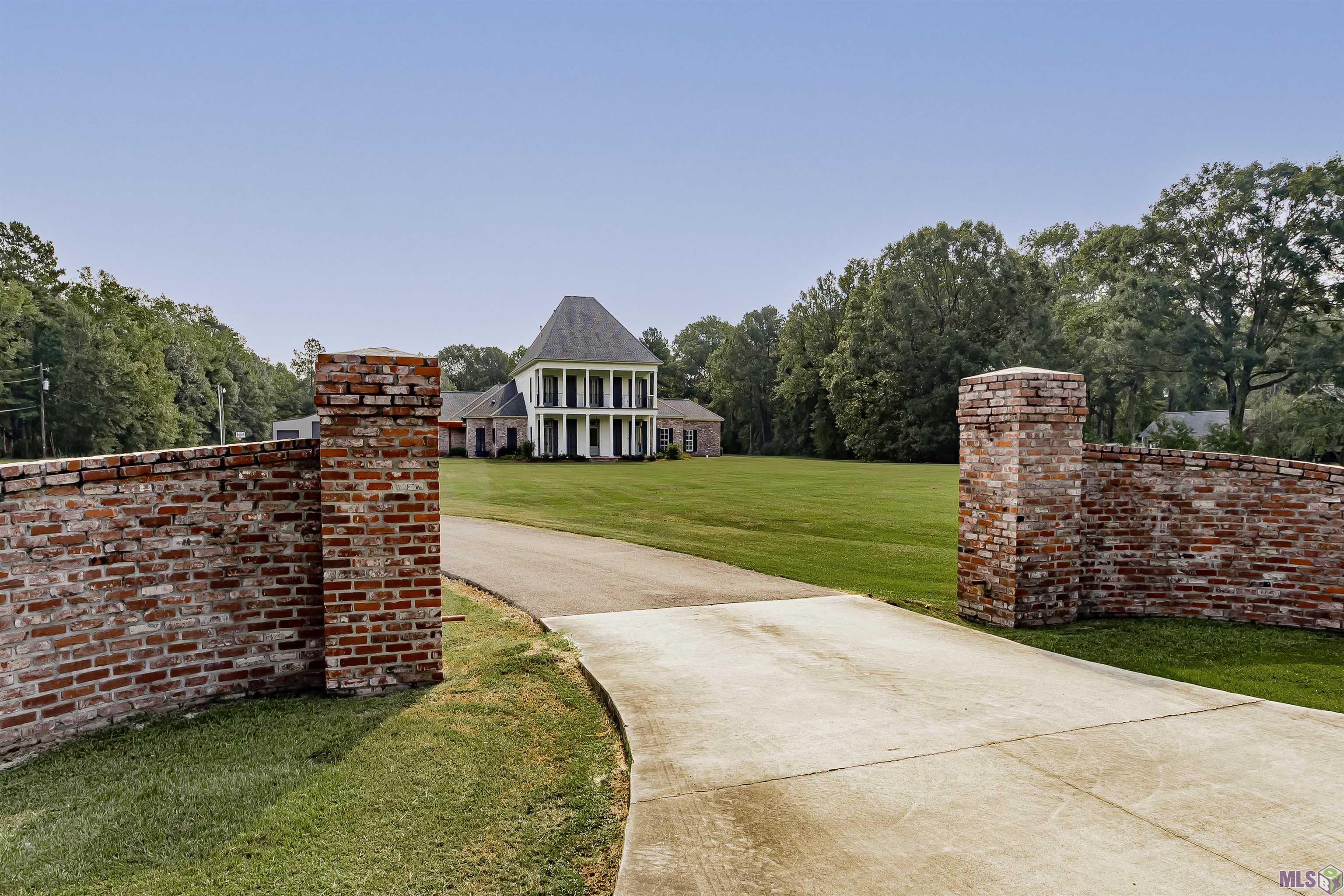 Homes for sale in Central, LA | 16520 Hubbs Rd, Central, LA 70770 | MLS# BR2025017664