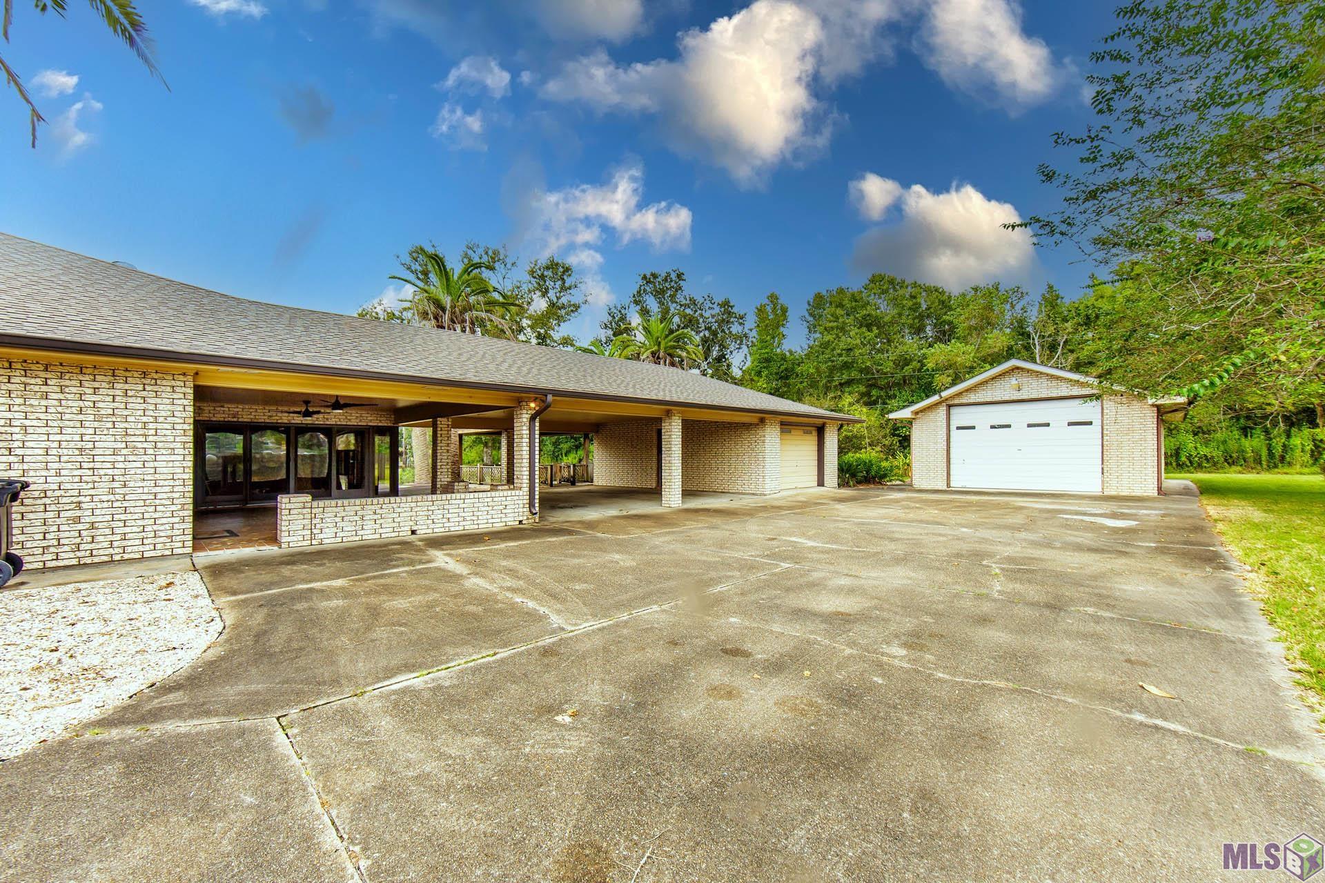 Homes for sale in Houma, LA | 9903 East Park Ave, Houma, LA 70363 | MLS# BY2025017729