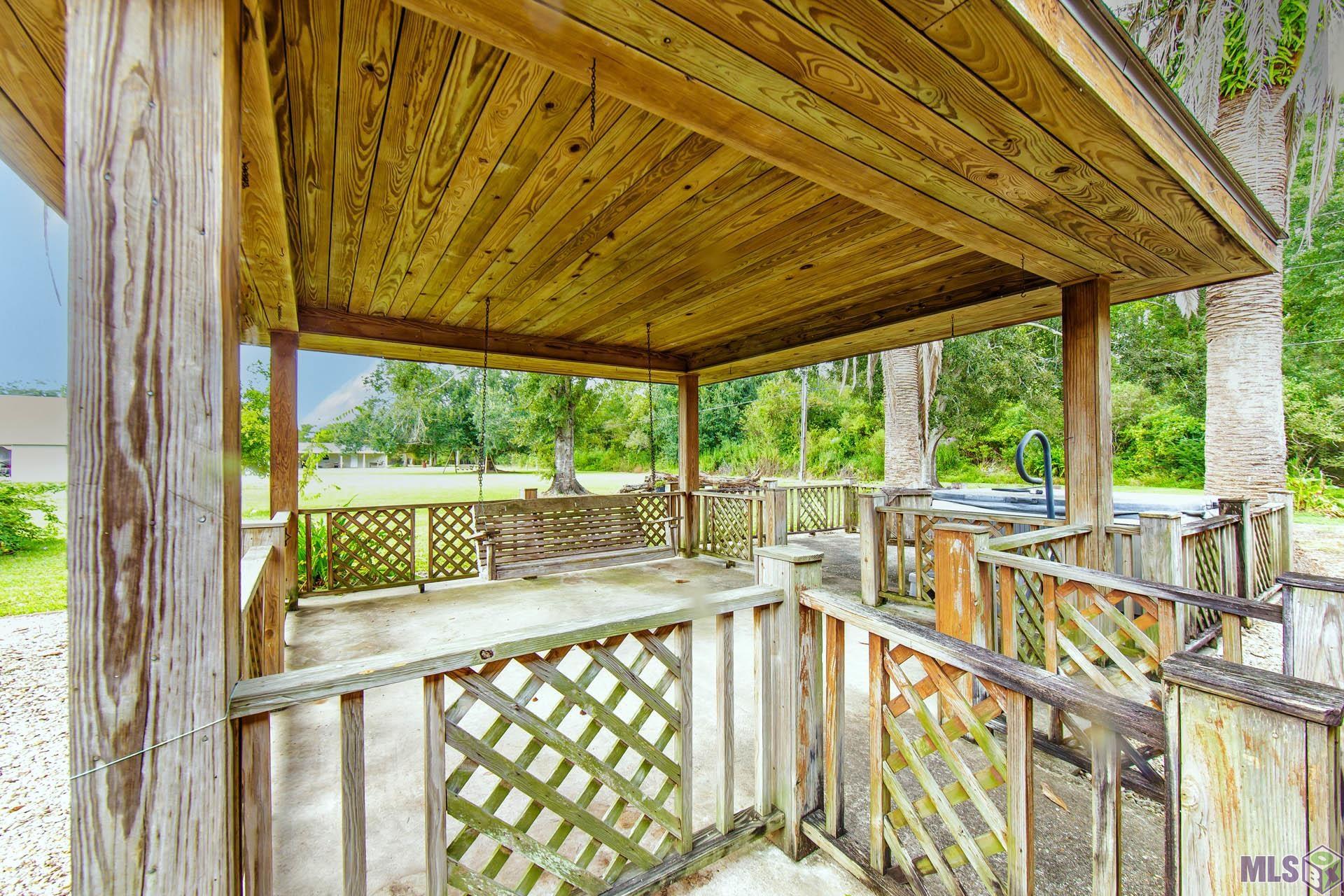 Homes for sale in Houma, LA | 9903 East Park Ave, Houma, LA 70363 | MLS# BY2025017729