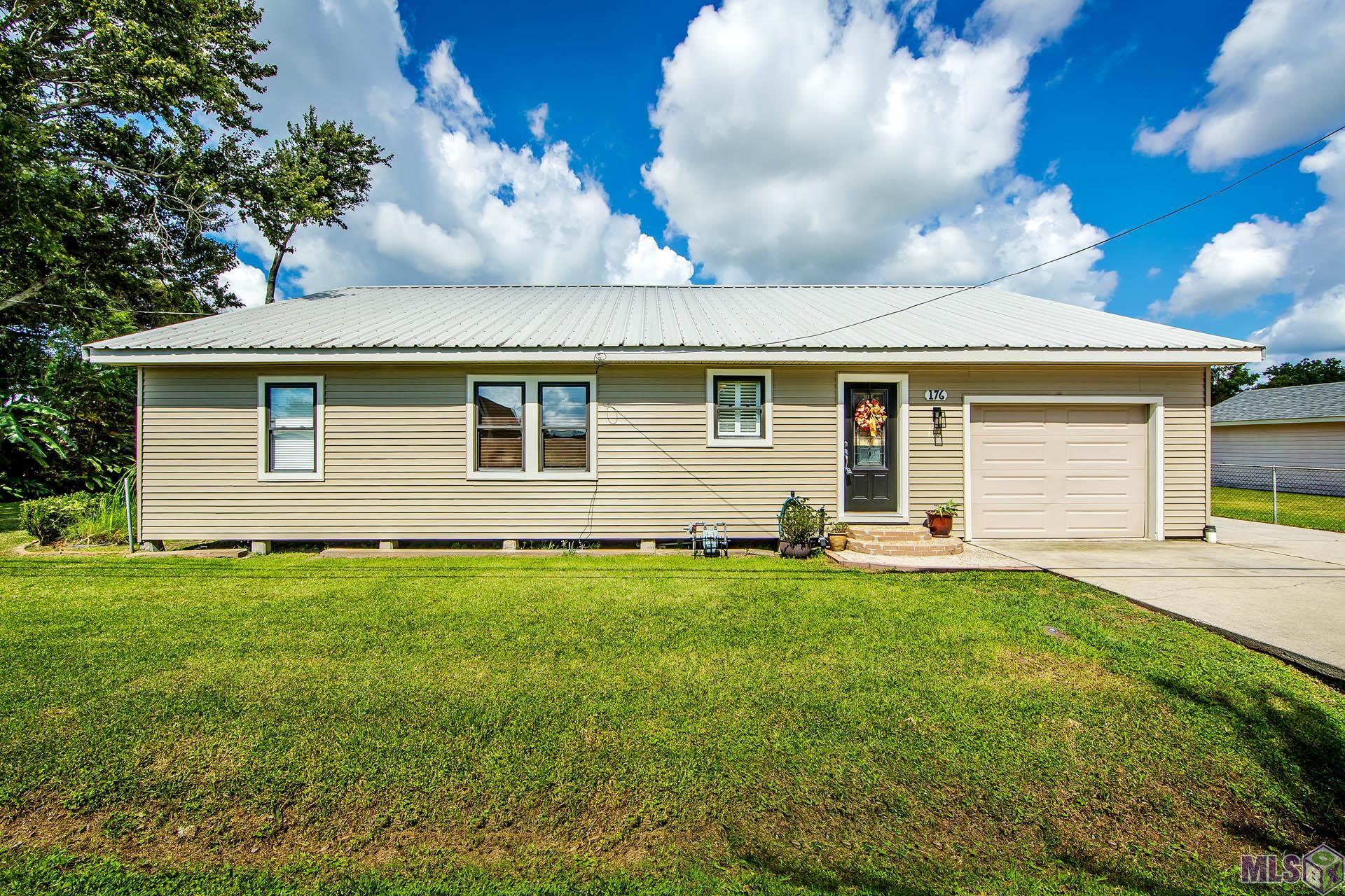 Homes for sale in Raceland, LA | 176 St Joseph St, Raceland, LA 70394 | MLS# BY2025017752