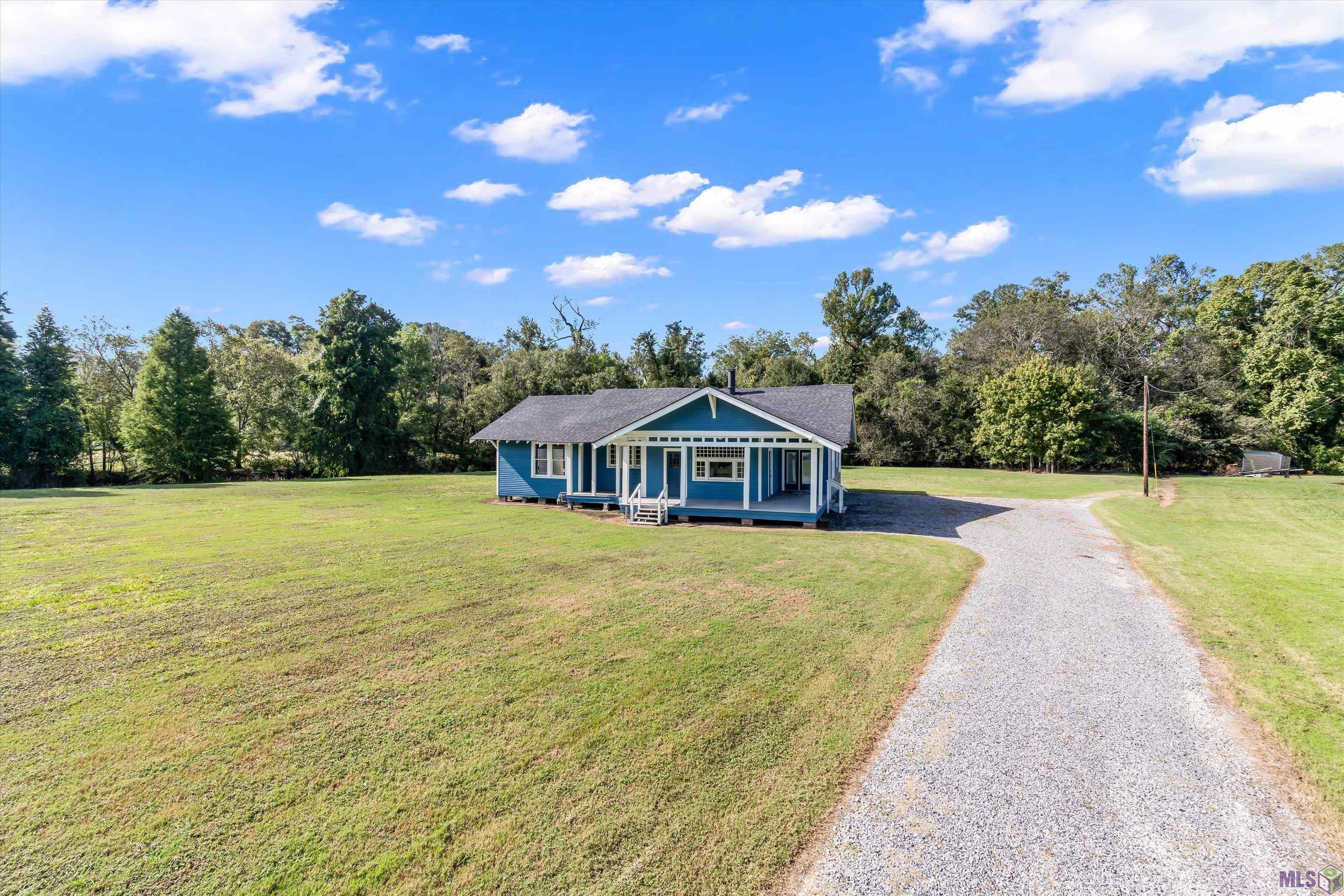 Homes for sale in St. Gabriel, LA | 980 Etta Dr, St. Gabriel, LA 70776 | MLS# BR2025017859