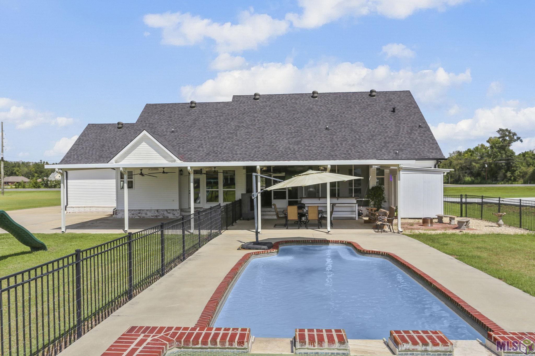 Homes for sale in Paulina, LA | 4169 La Hwy 3125, Paulina, LA 70763 | MLS# BY2025017964