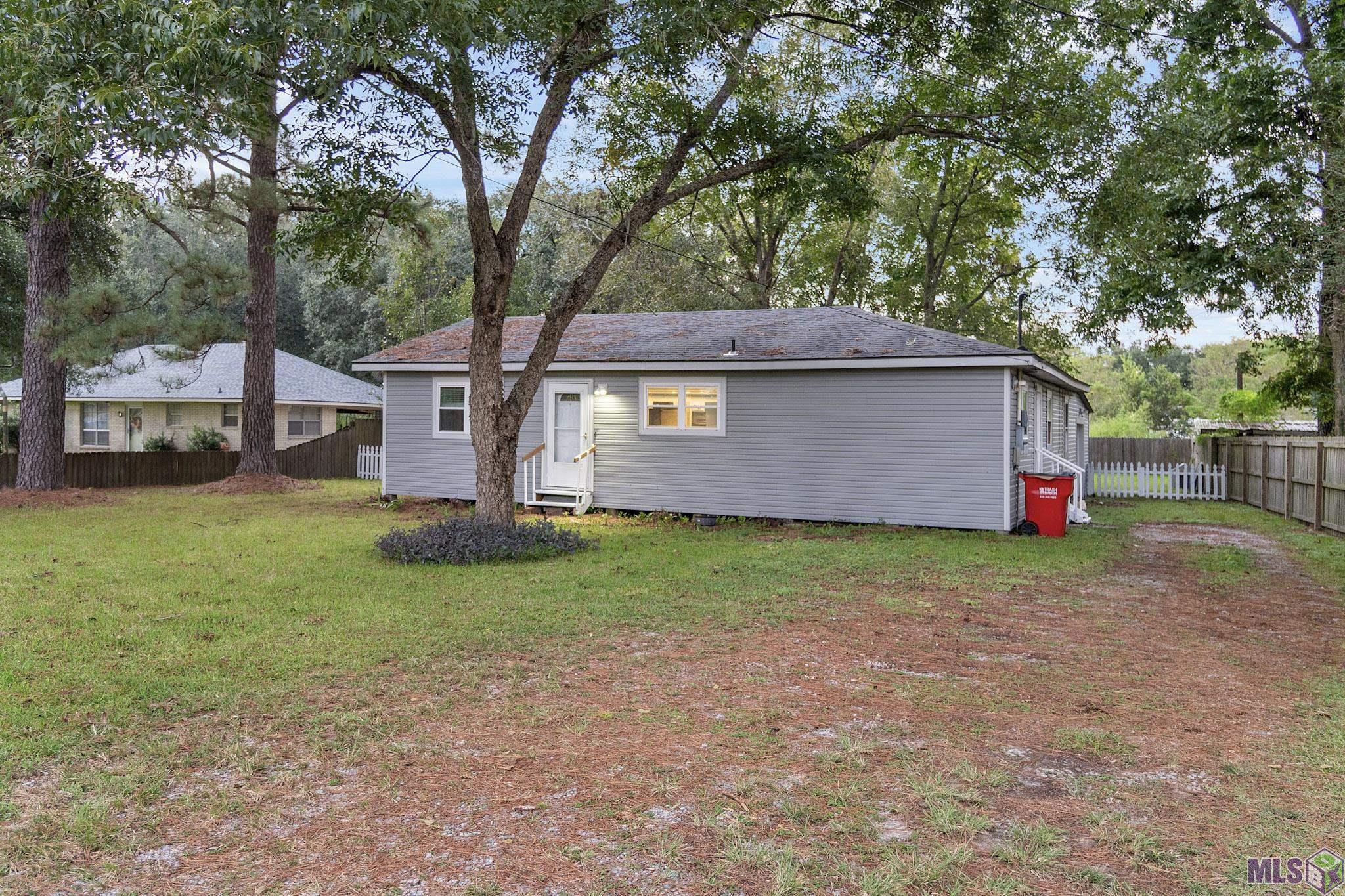 Homes for sale in Prairieville, LA | 37254 Miller Rd, Prairieville, LA 70769 | MLS# BR2025018084