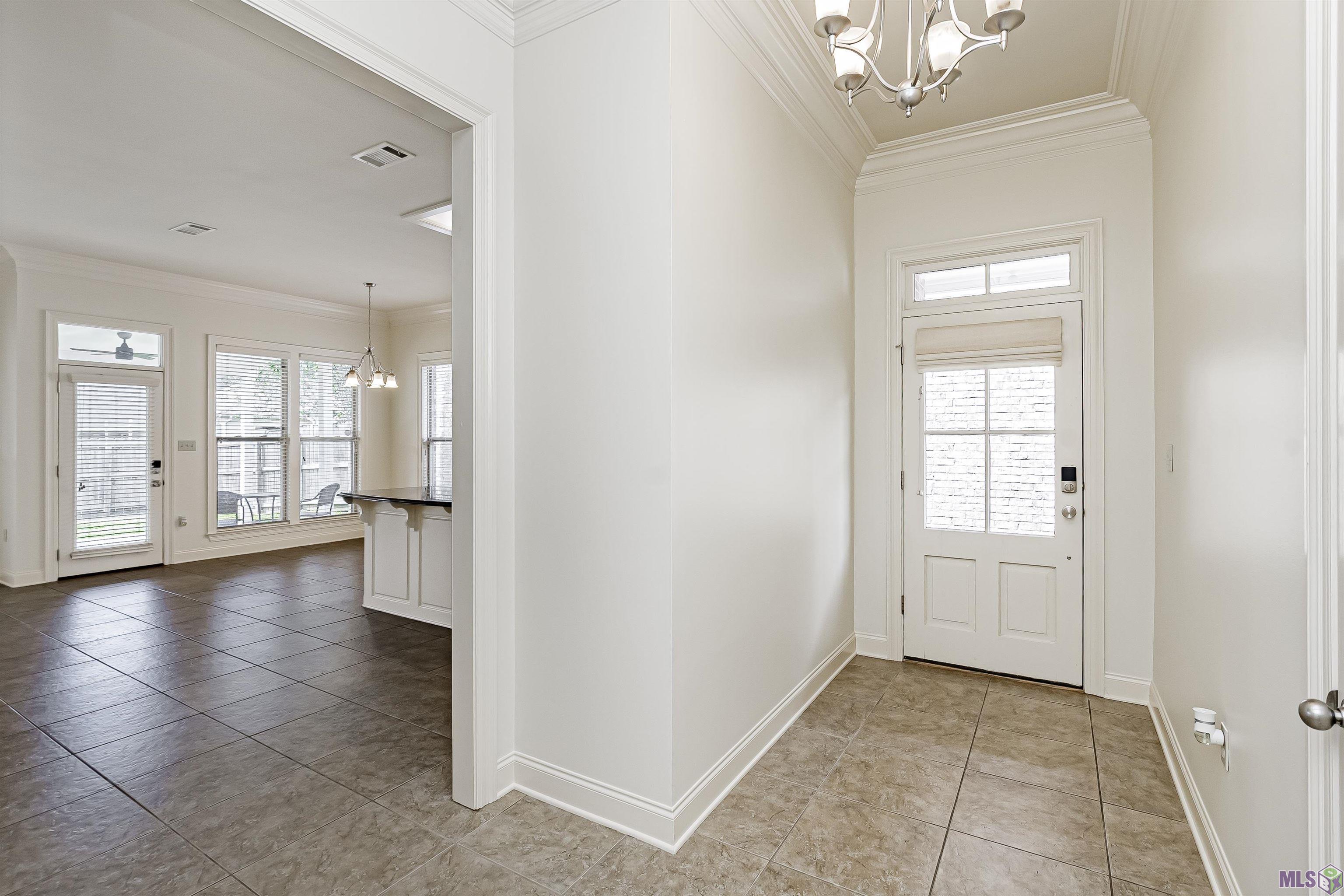 Homes for sale in Prairieville, LA | 17179 Grove Dr, Prairieville, LA 70769 | MLS# BR2025018192