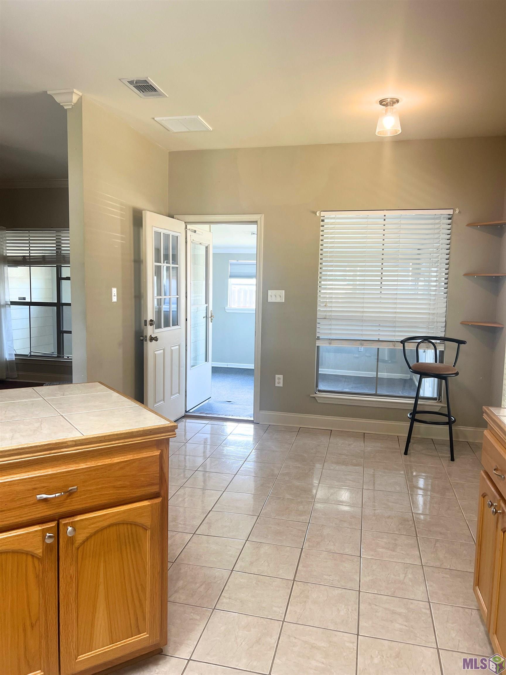 Homes for sale in Port Allen, LA | 309 N 14Th St, Port Allen, LA 70767 | MLS# BR2025018280