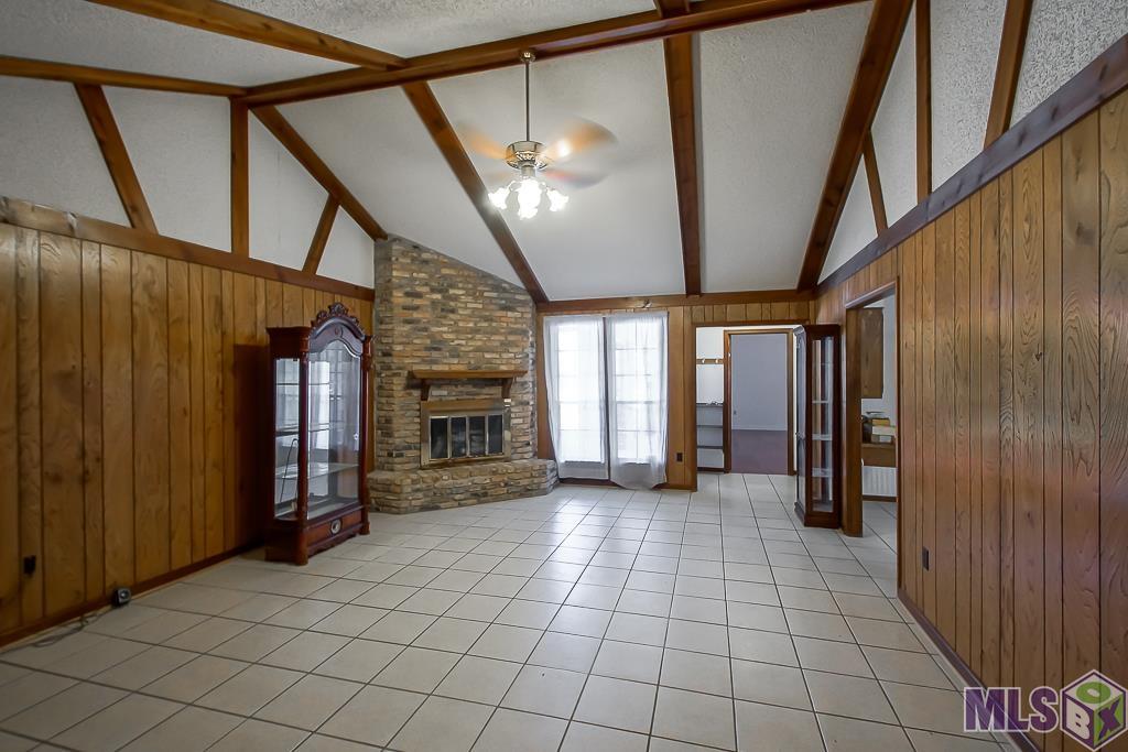 Homes for sale in Baton Rouge, LA | 5029 Herridge Dr, Baton Rouge, LA 70817 | MLS# BR2025018284