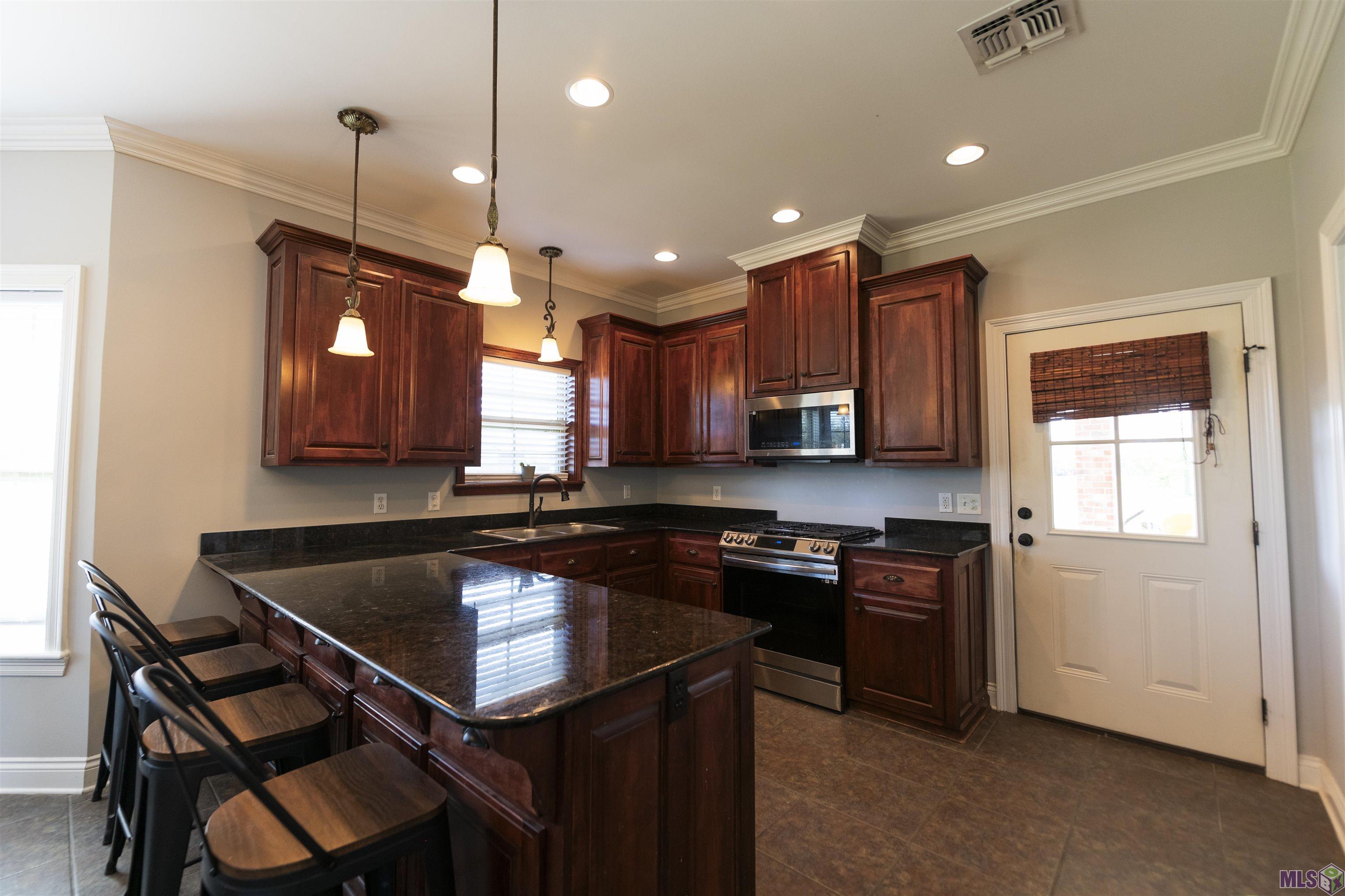 Homes for sale in Bourg, LA | 4496 Country Dr, Bourg, LA 70343 | MLS# BY2025018390