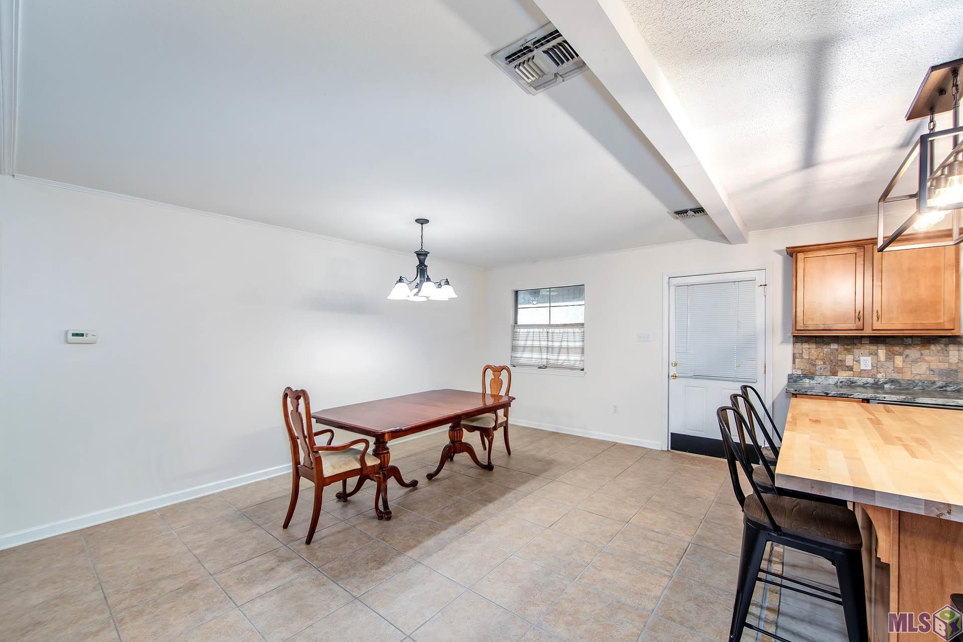 Homes for sale in Thibodaux, LA | 2492 Pineridge Street, Thibodaux, LA 70301 | MLS# BR2025018414