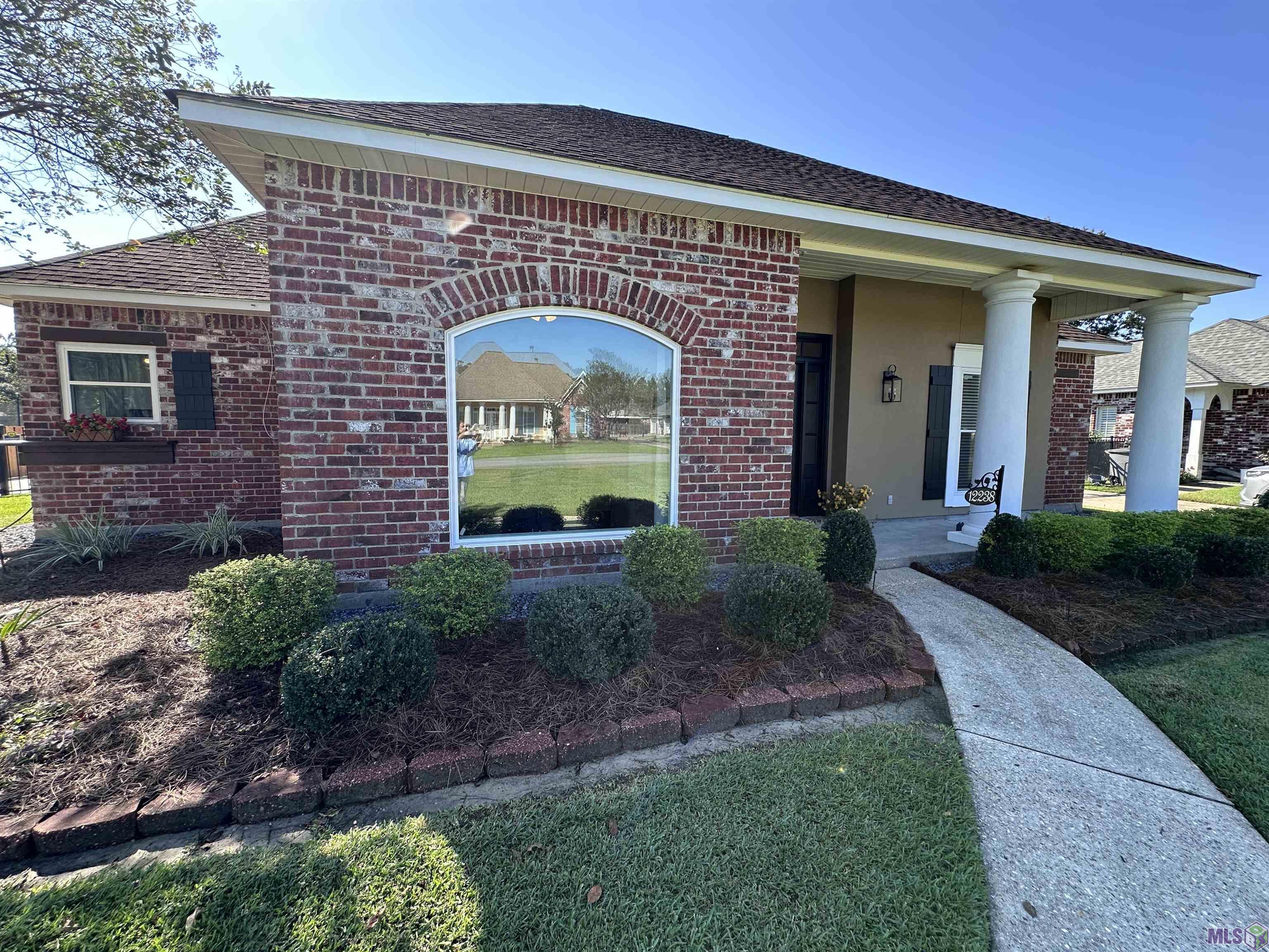 Homes for sale in Baton Rouge, LA | 12238 S Milstead Pl, Baton Rouge, LA 70818 | MLS# BR2025018441