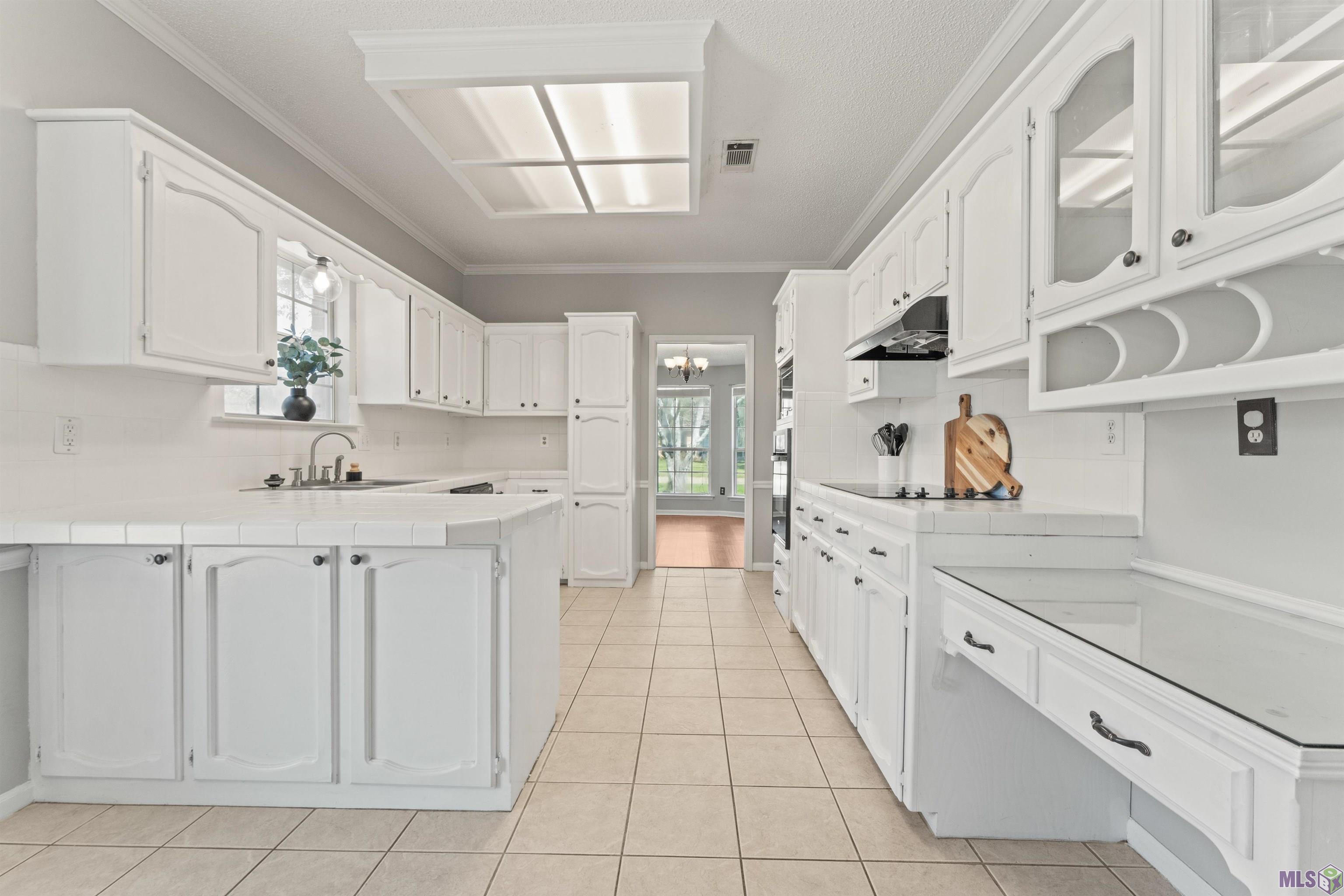 Homes for sale in St. George, LA | 5534 Round Forrest Dr, St. George, LA 70817 | MLS# BR2025018647