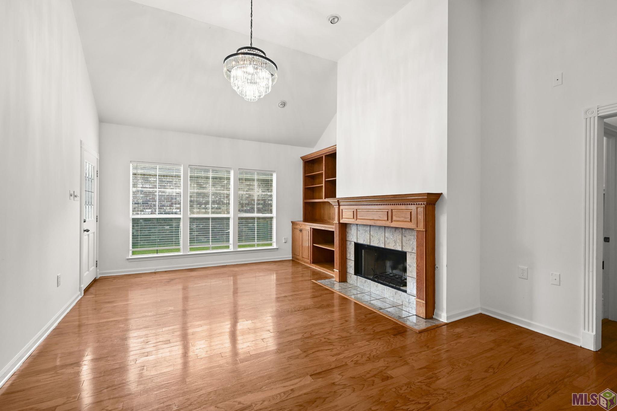 Homes for sale in Baton Rouge, LA | 13241 Legacy Ct, Baton Rouge, LA 70816 | MLS# BR2025018663