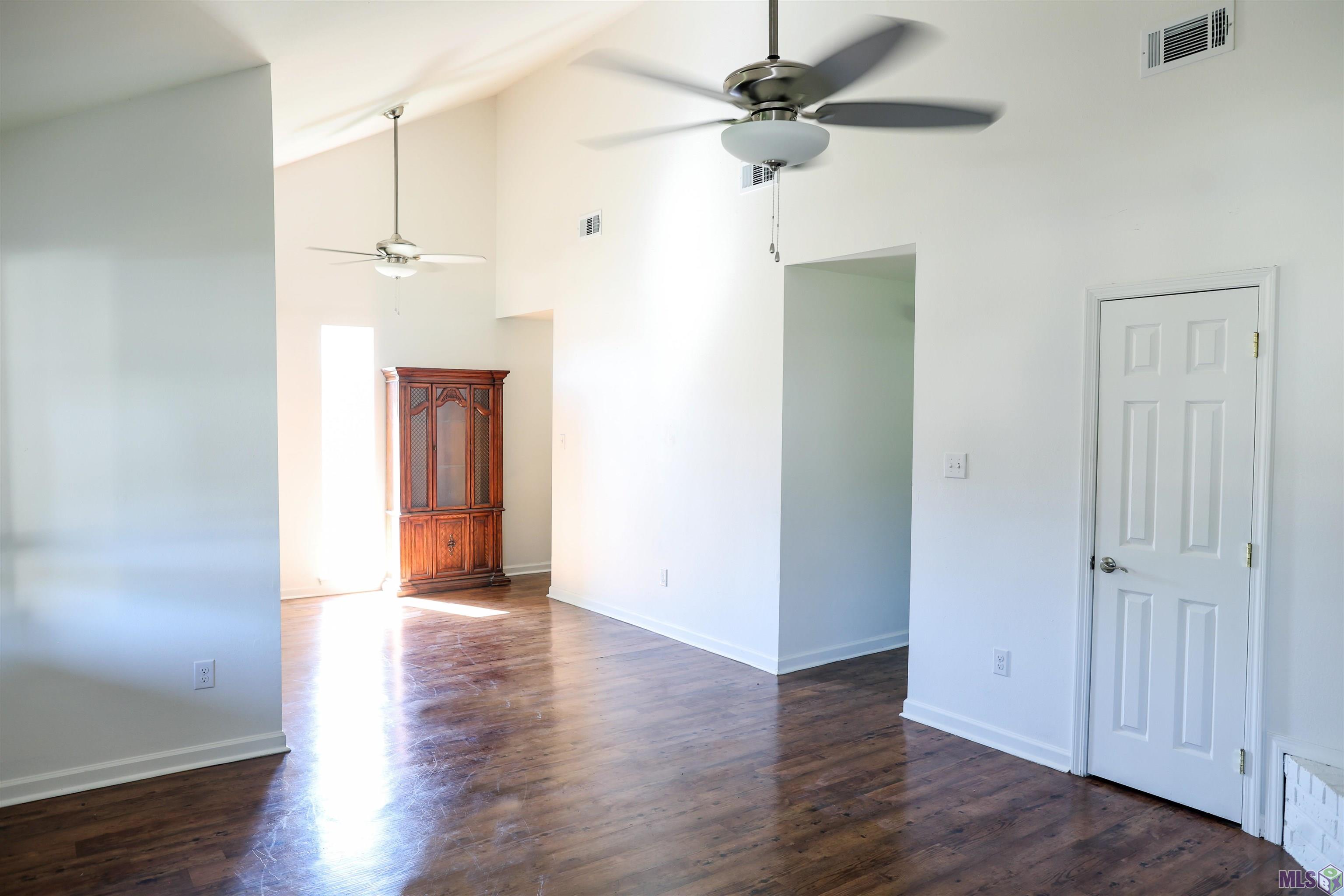 Homes for sale in Prairieville, LA | 15005 Beau Jon Ave, Prairieville, LA 70769 | MLS# BR2025018757