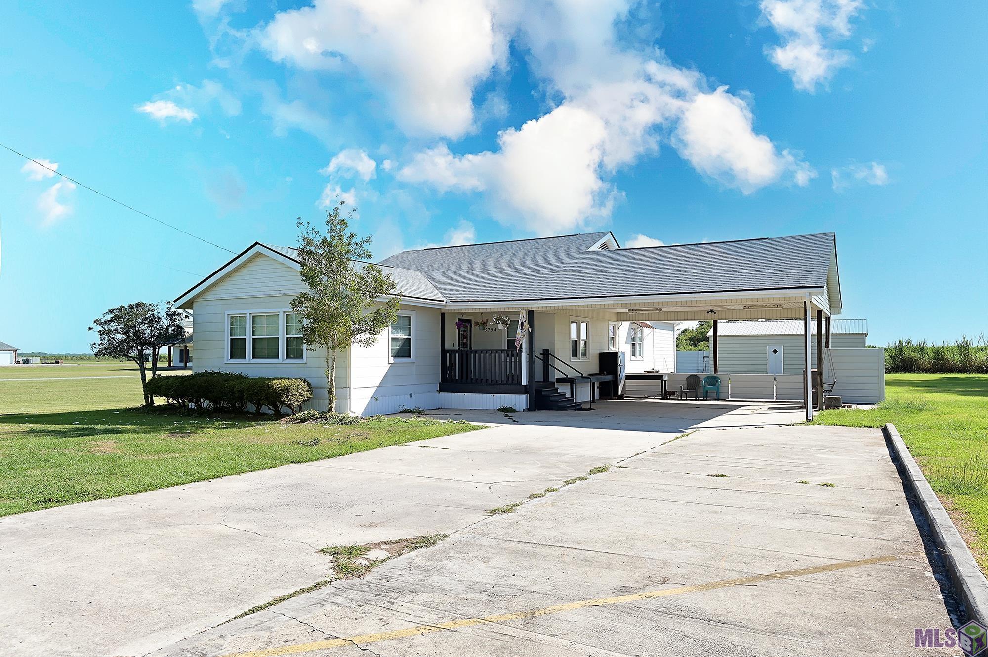 Homes for sale in Napoleonville, LA | 3754 Hwy 308 Hwy, Napoleonville, LA 70390 | MLS# BY2025019266