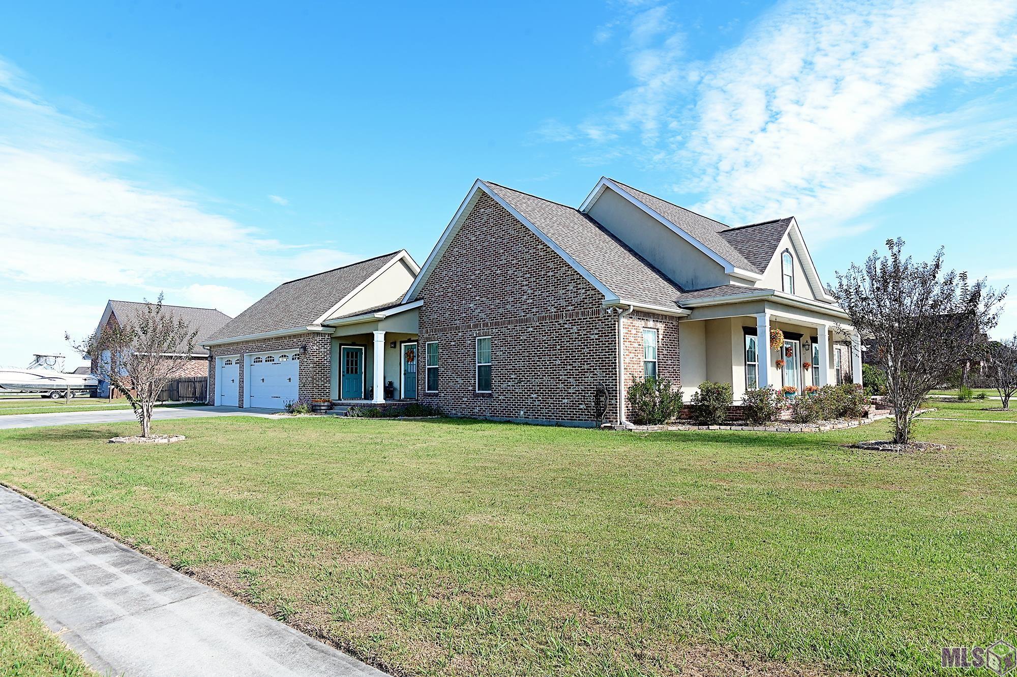 Homes for sale in Gray, LA | 284 Beulah Louise Dr, Gray, LA 70359 | MLS# BY2025019273