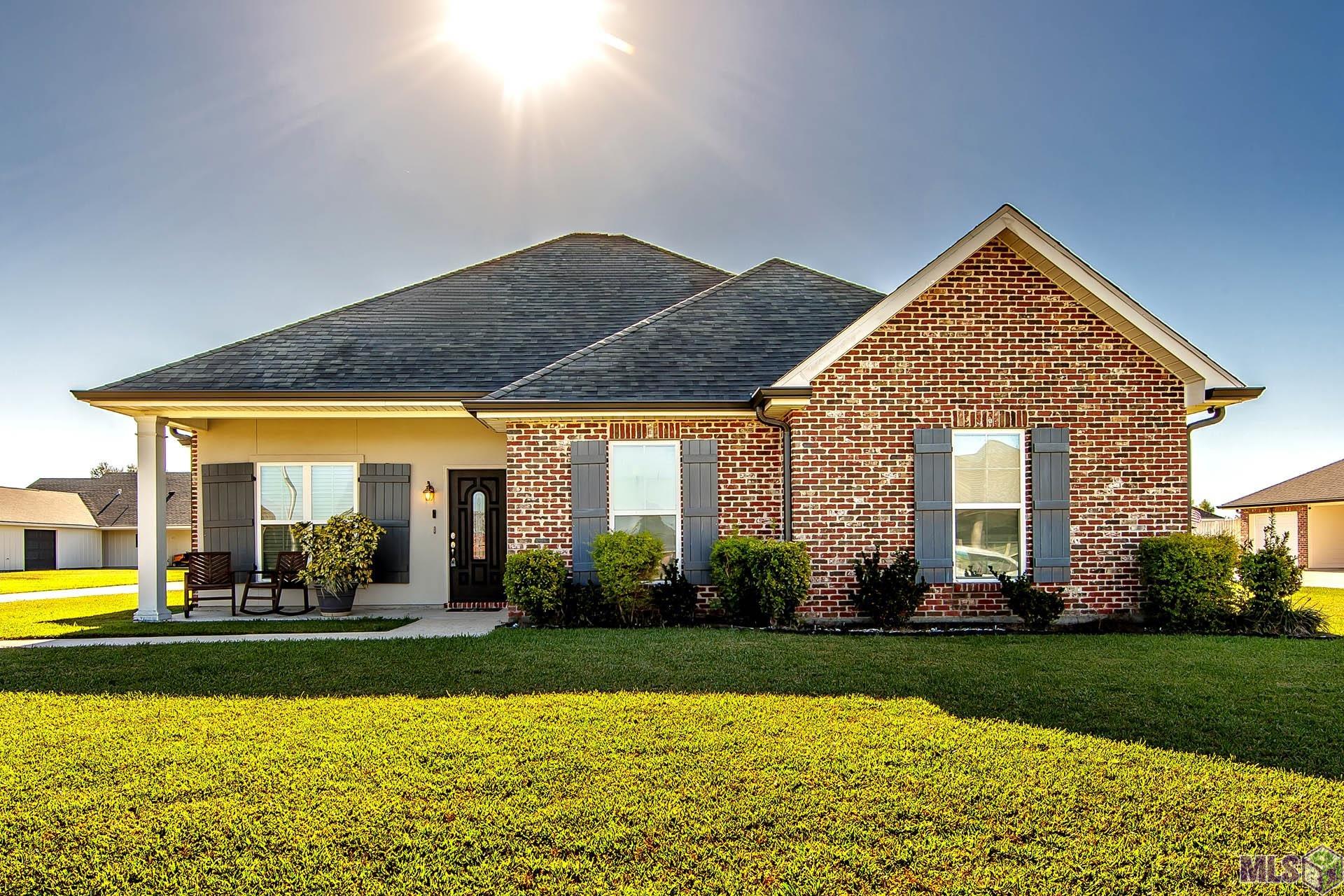 Homes for sale in Lockport, LA | 151 Rue Claudet, Lockport, LA 70374 | MLS# BY2025019303