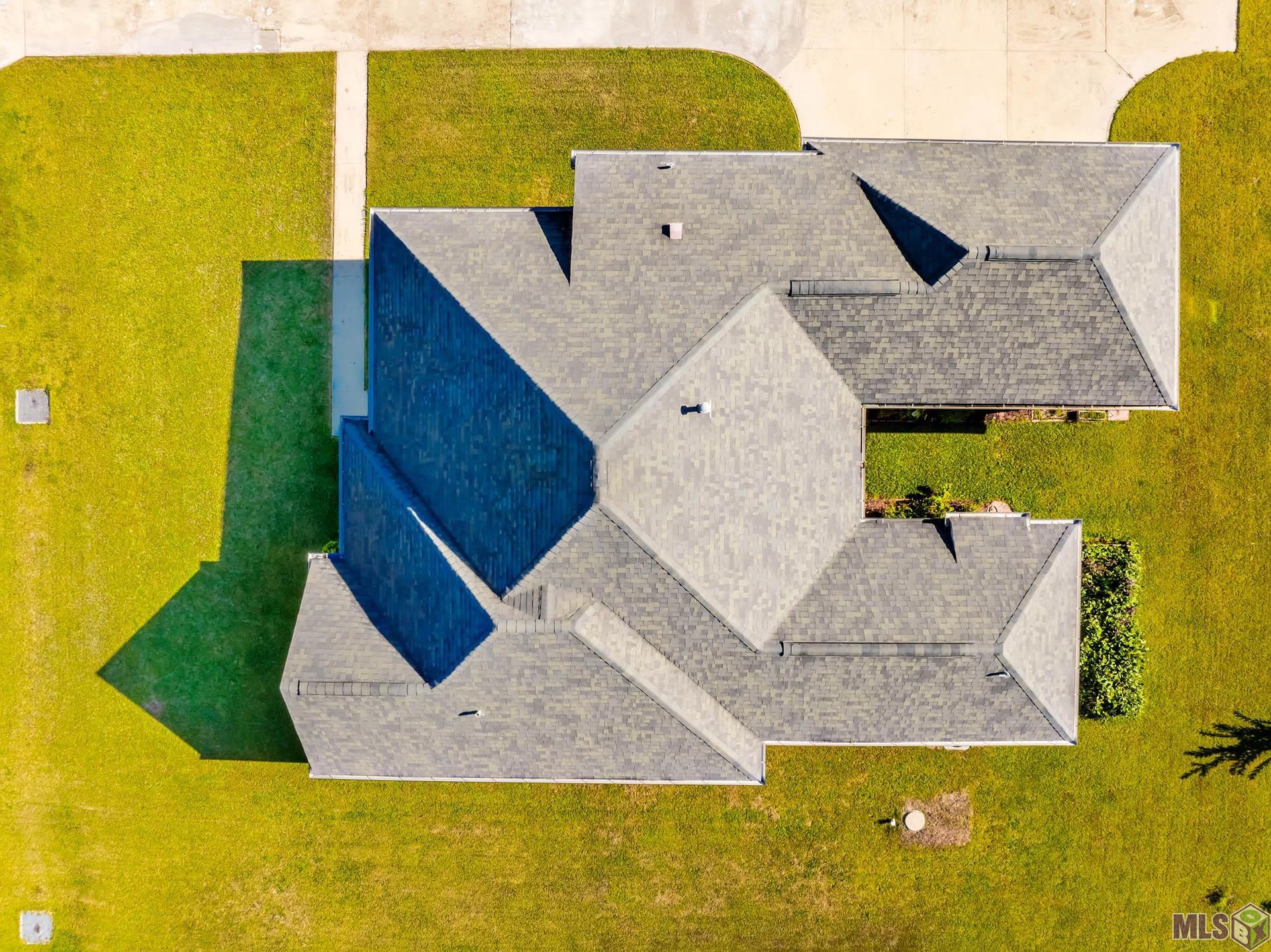 Homes for sale in Lockport, LA | 151 Rue Claudet, Lockport, LA 70374 | MLS# BY2025019303