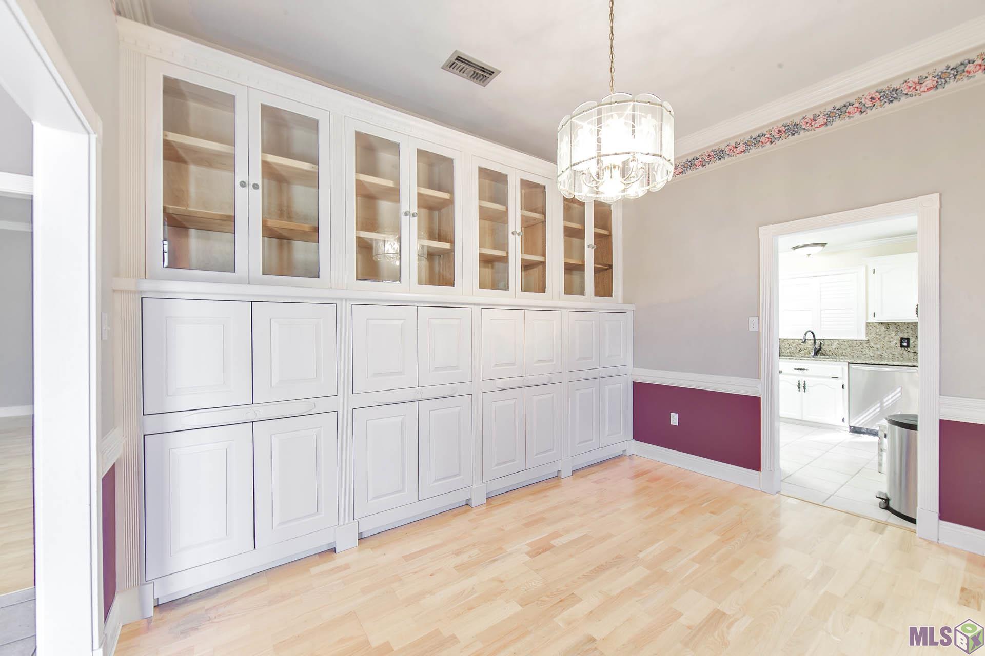 Homes for sale in Thibodaux, LA | 421 Cedar Tree Dr, Thibodaux, LA 70301 | MLS# BY2025019306