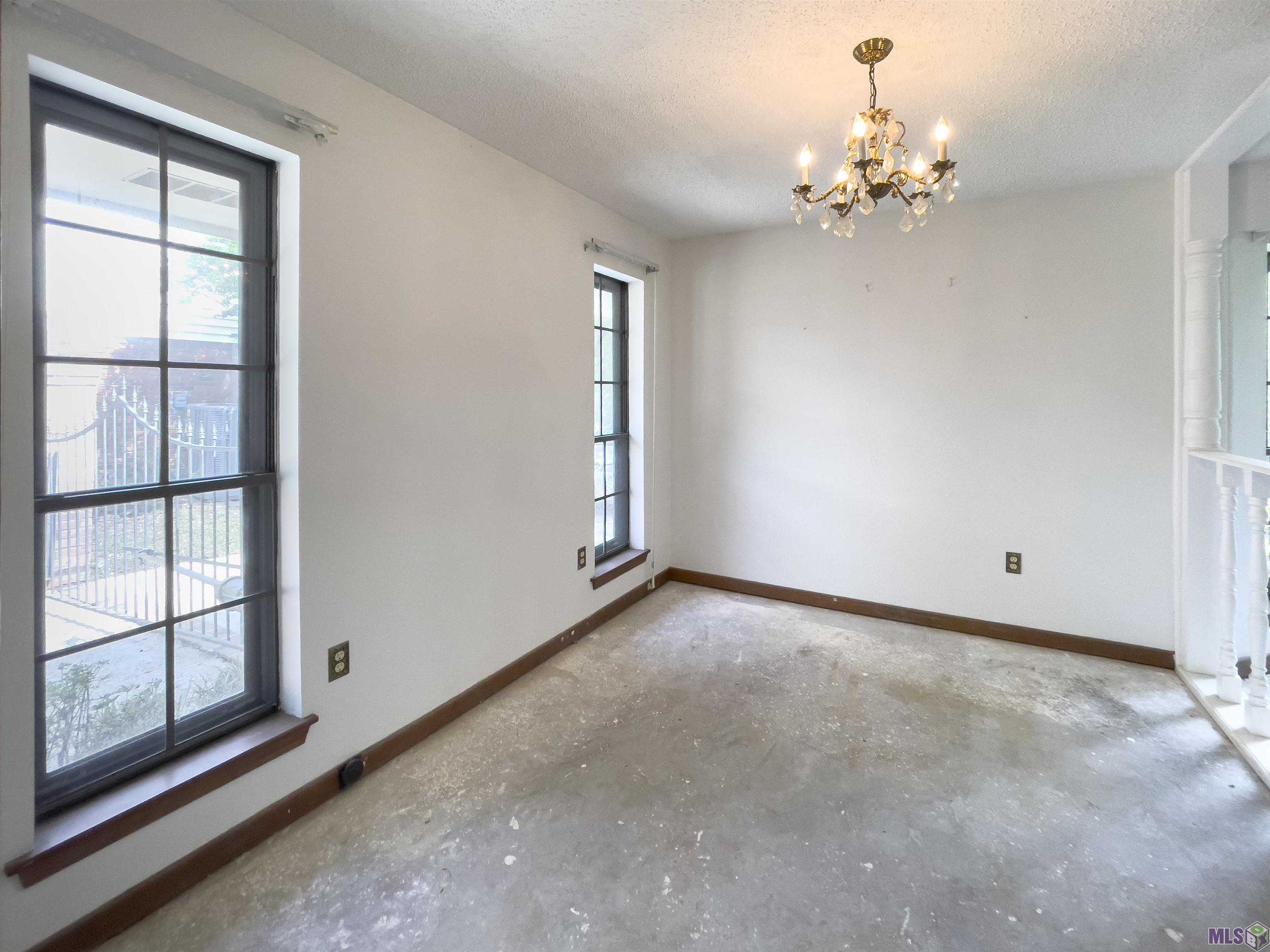 Homes for sale in Baton Rouge, LA | 617 Carriage Way, Baton Rouge, LA 70808 | MLS# BR2025019343