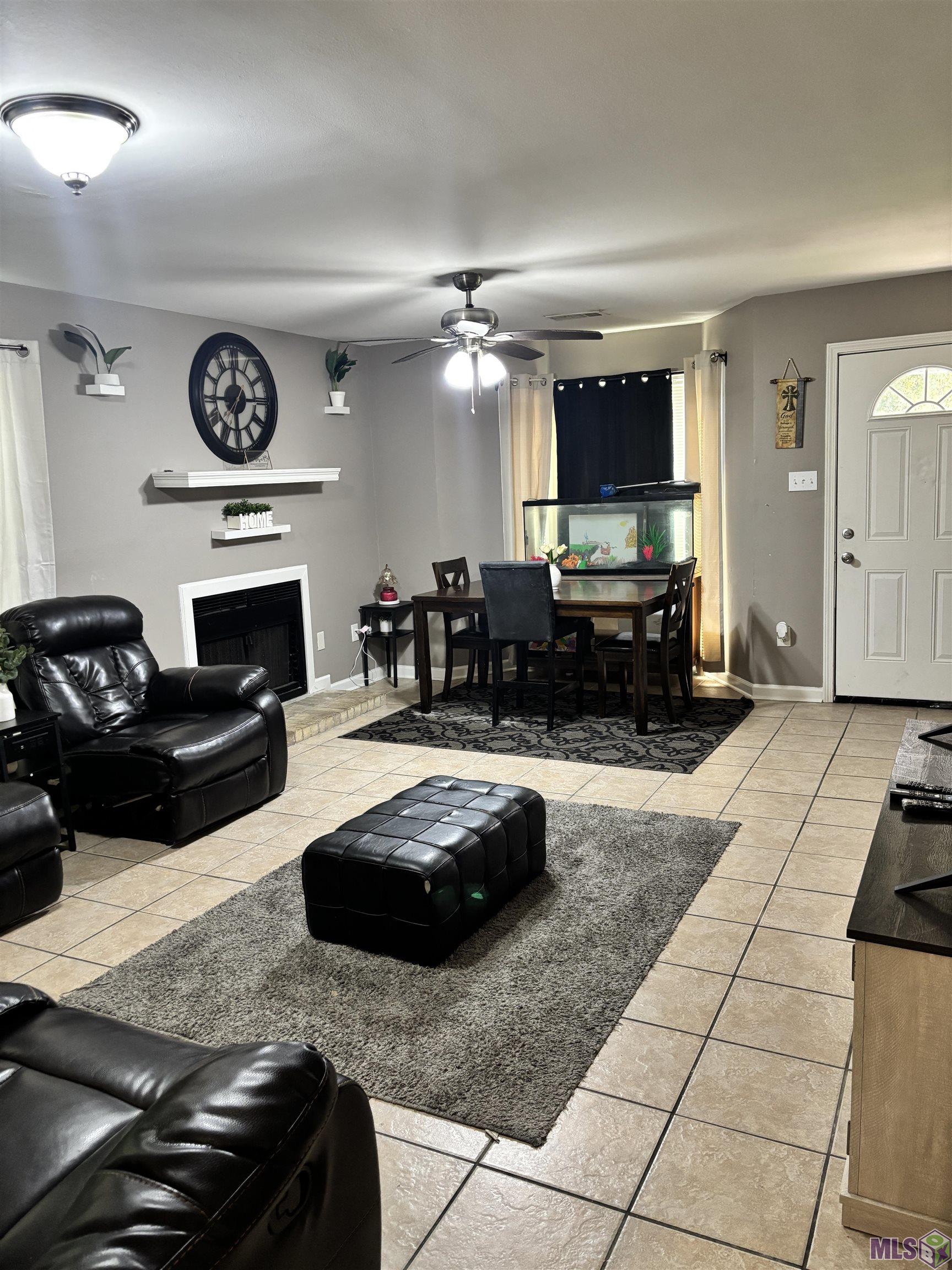 Homes for sale in Baton Rouge, LA | 1763 Blvd De Province #D, Baton Rouge, LA 70816 | MLS# BR2025019413