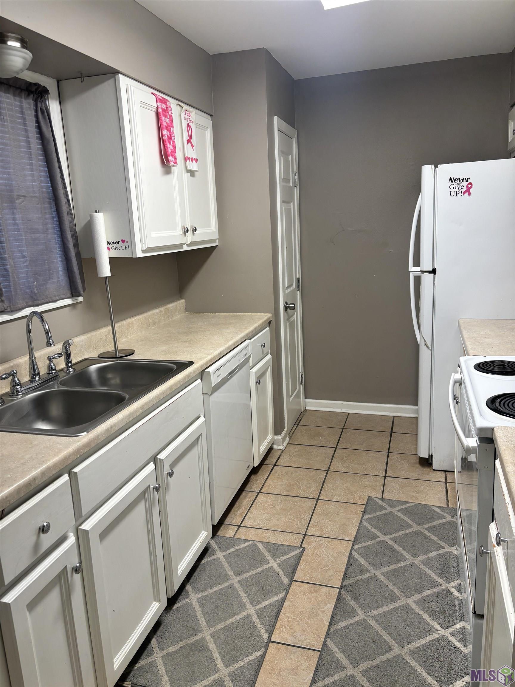 Homes for sale in Baton Rouge, LA | 1763 Blvd De Province #D, Baton Rouge, LA 70816 | MLS# BR2025019413