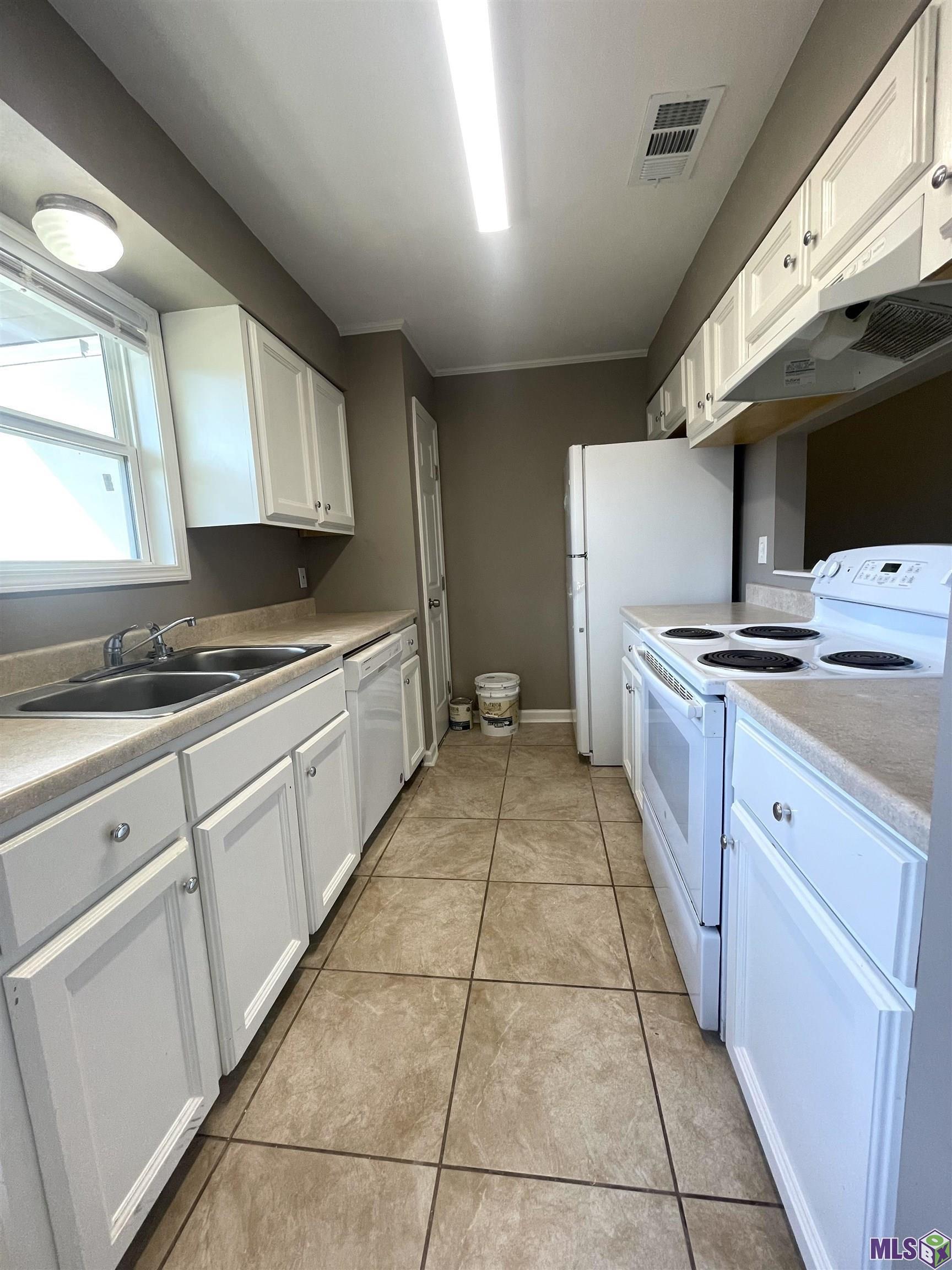 Homes for sale in Baton Rouge, LA | 1763 Blvd De Province #C, Baton Rouge, LA 70816 | MLS# BR2025019416