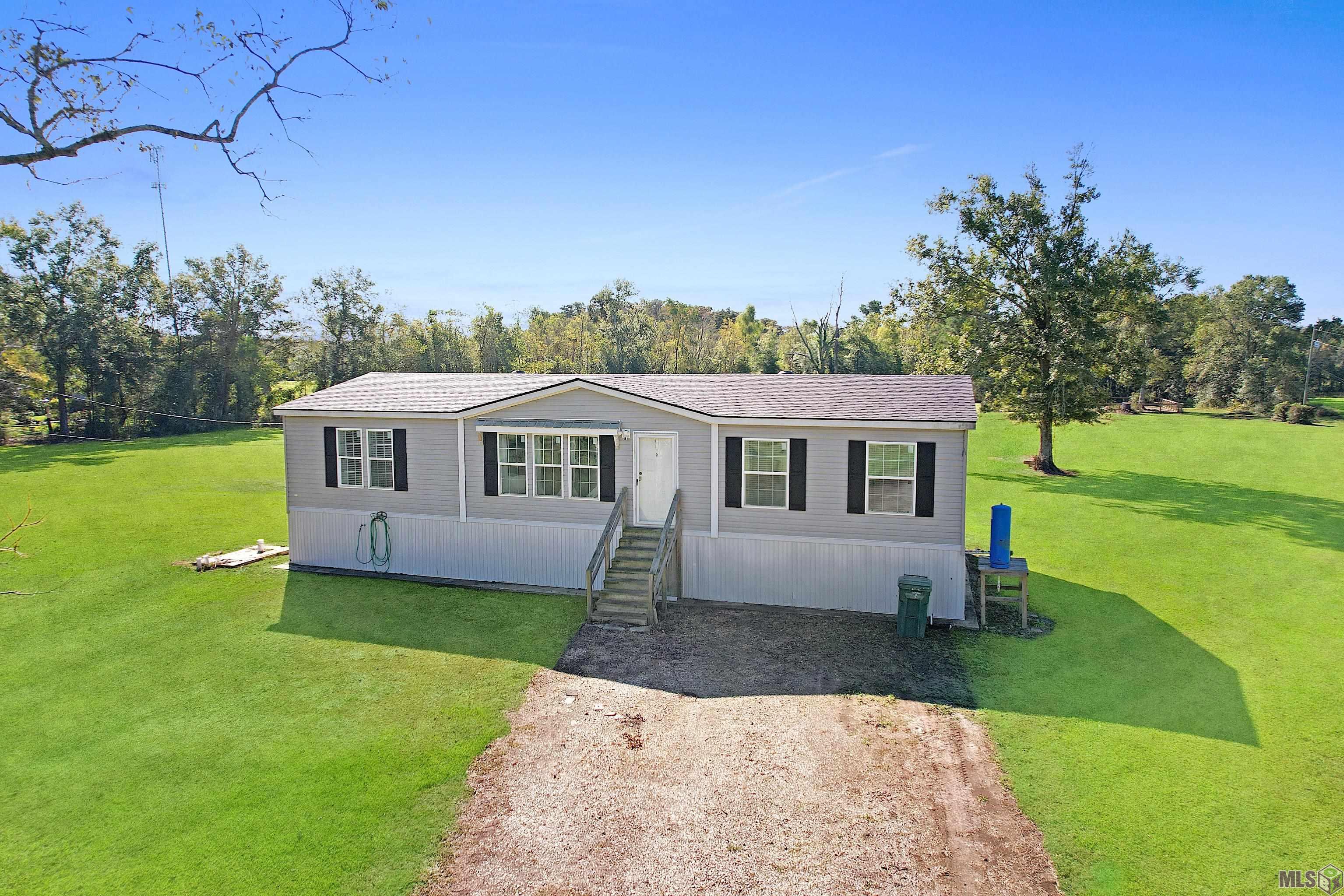 Homes for sale in Maurepas, LA | 19430 Avants Rd, Maurepas, LA 70449 | MLS# BR2025019469