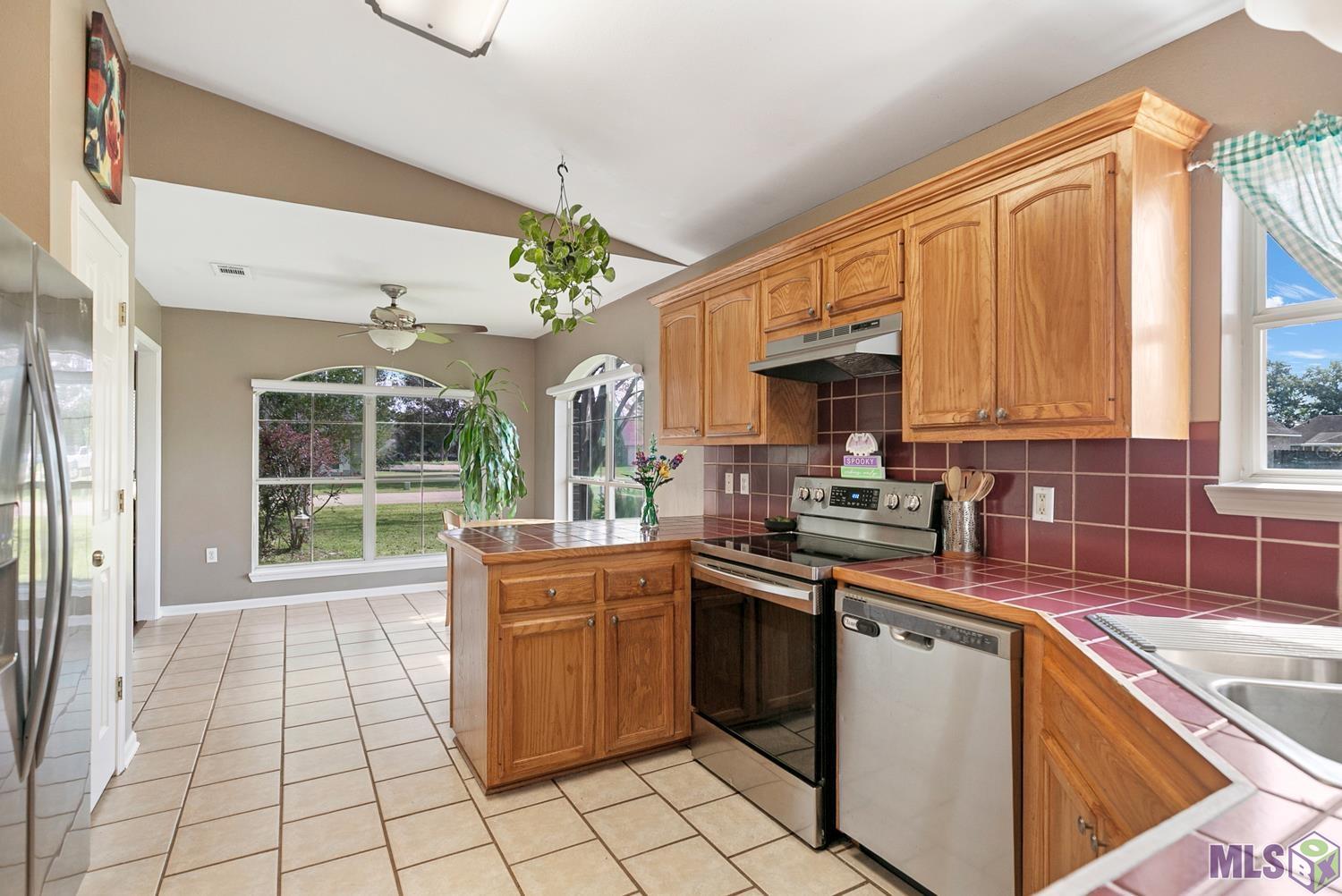 Homes for sale in Walker, LA | 30575 E Trace Dr, Walker, LA 70785 | MLS# BR2025019487