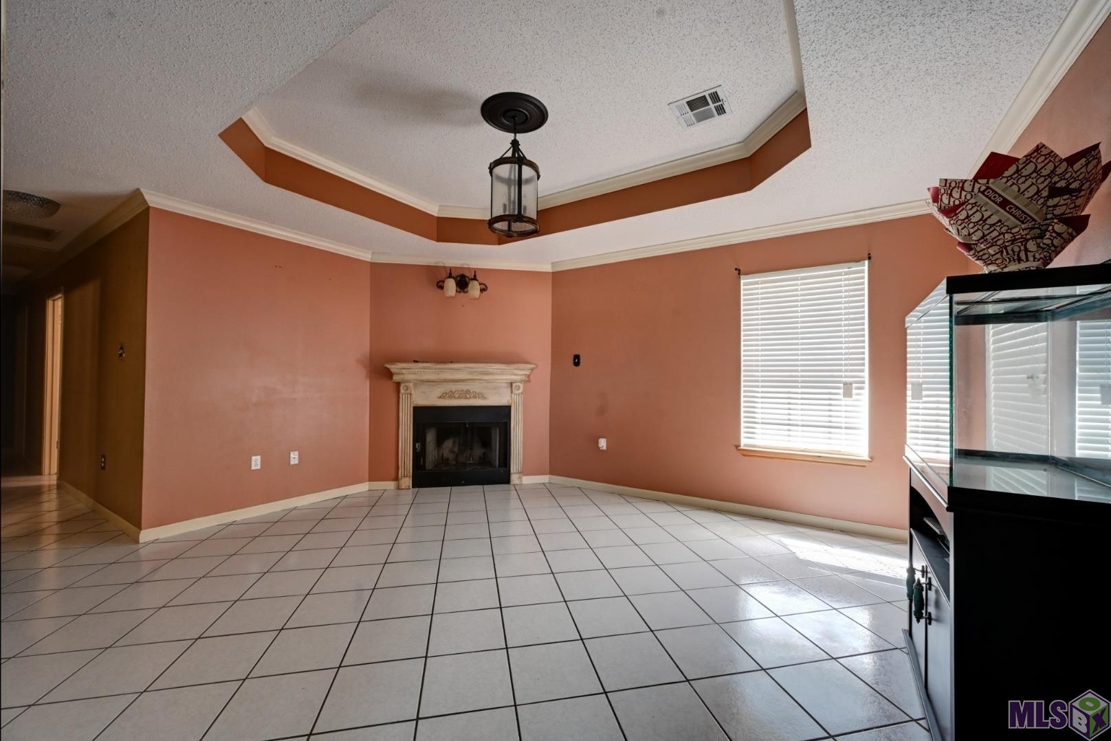 Homes for sale in Schriever, LA | 108 Deer Run Dr, Schriever, LA 70395 | MLS# BY2025019506