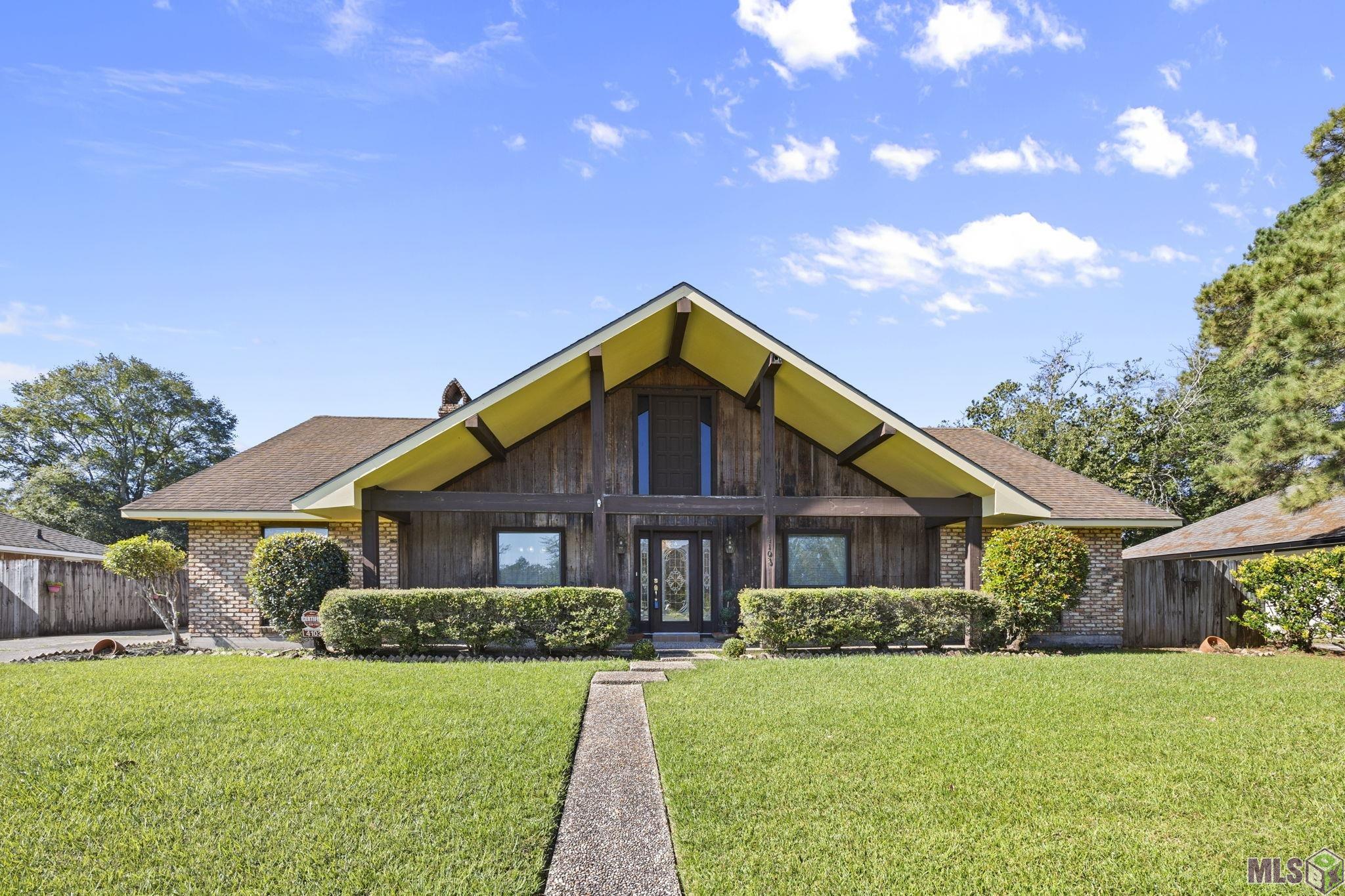 Homes for sale in Baton Rouge, LA | 4103 Kilkenny Dr, Baton Rouge, LA 70814 | MLS# BR2025019534