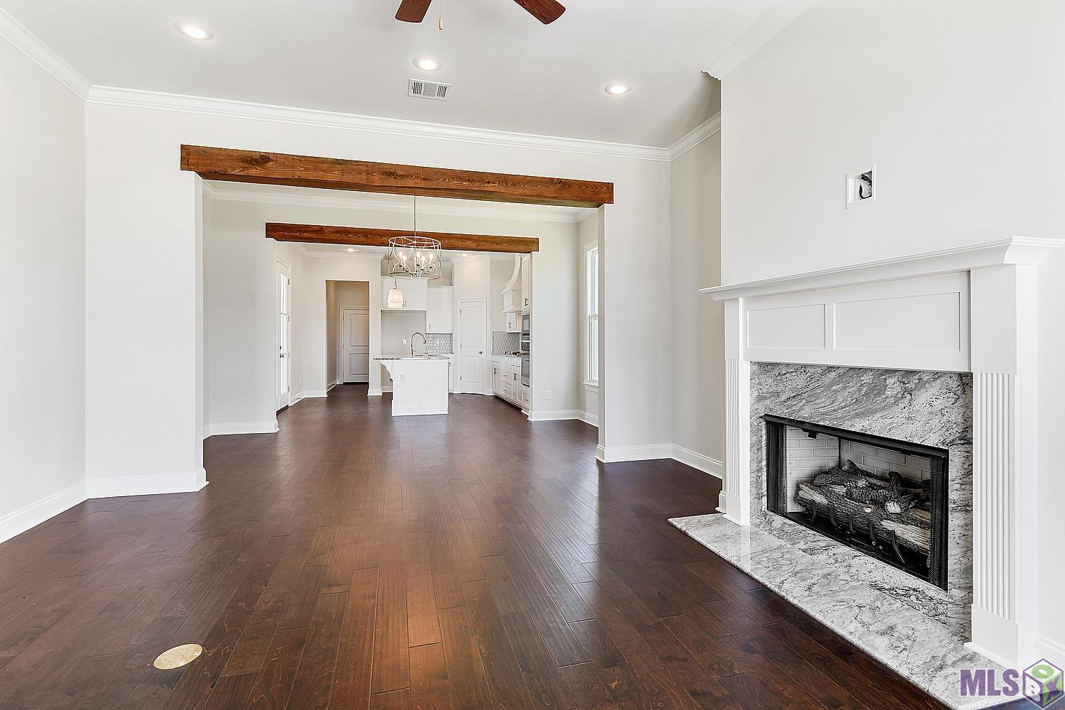 Homes for sale in Thibodaux, LA | 204 Fosters Way, Thibodaux, LA 70301 | MLS# BR2025019589