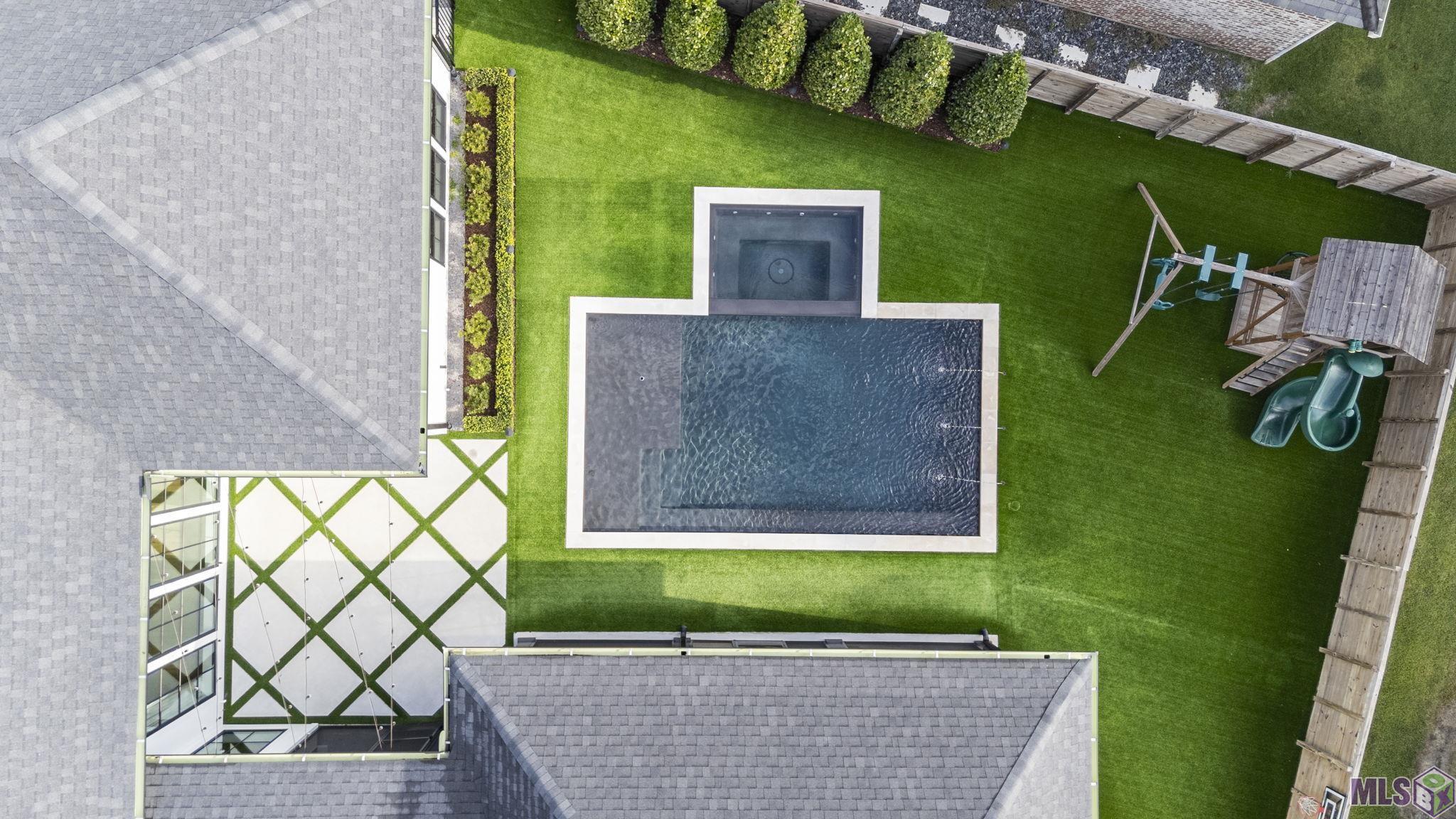 Homes for sale in Denham Springs, LA | 9556 Prairie Dunes Ct, Denham Springs, LA 70726 | MLS# BR2025019652