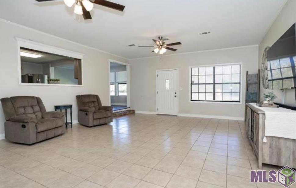 Homes for sale in Grosse Tete, LA | 19860 La Hwy 77, Grosse Tete, LA 70740 | MLS# BR2025019706