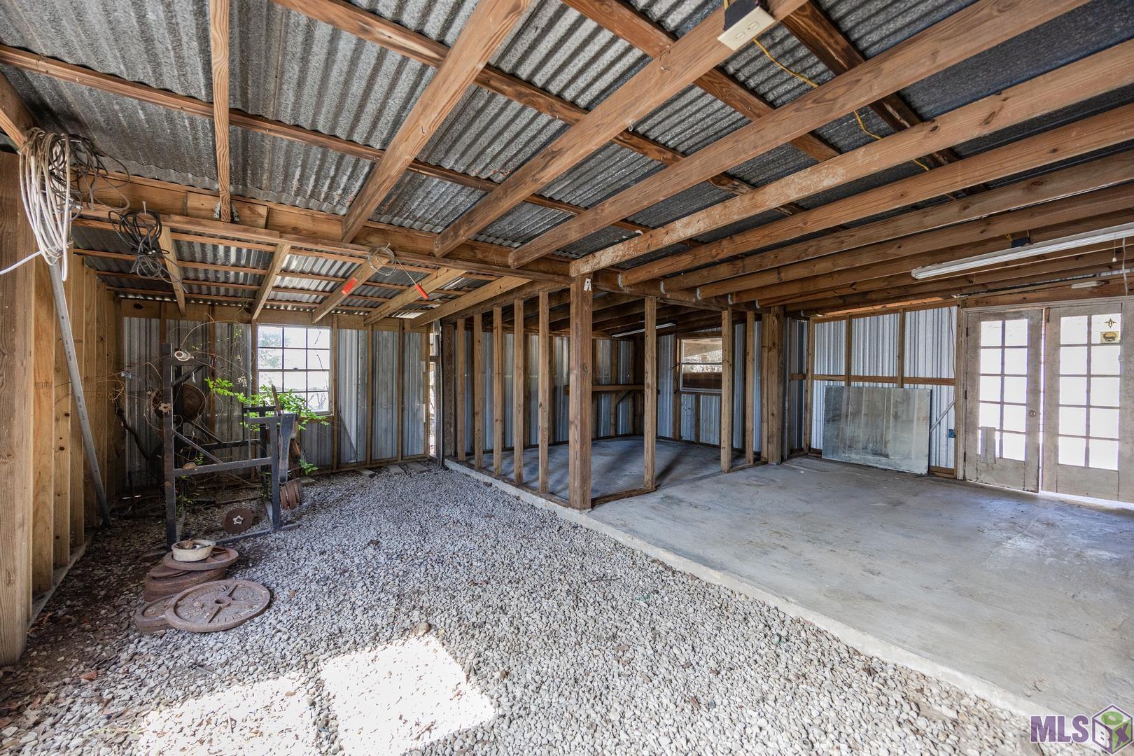 Homes for sale in Baton Rouge, LA | 1010 Boreas Dr, Baton Rouge, LA 70816 | MLS# BR2025019753