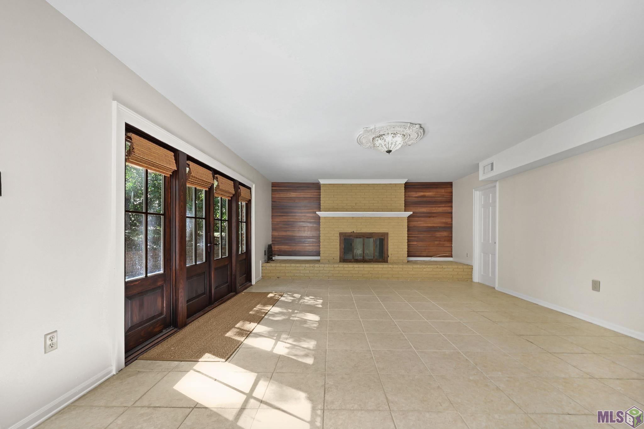 Homes for sale in Baton Rouge, LA | 4560 Bluebell Dr, Baton Rouge, LA 70808 | MLS# BR2025019819