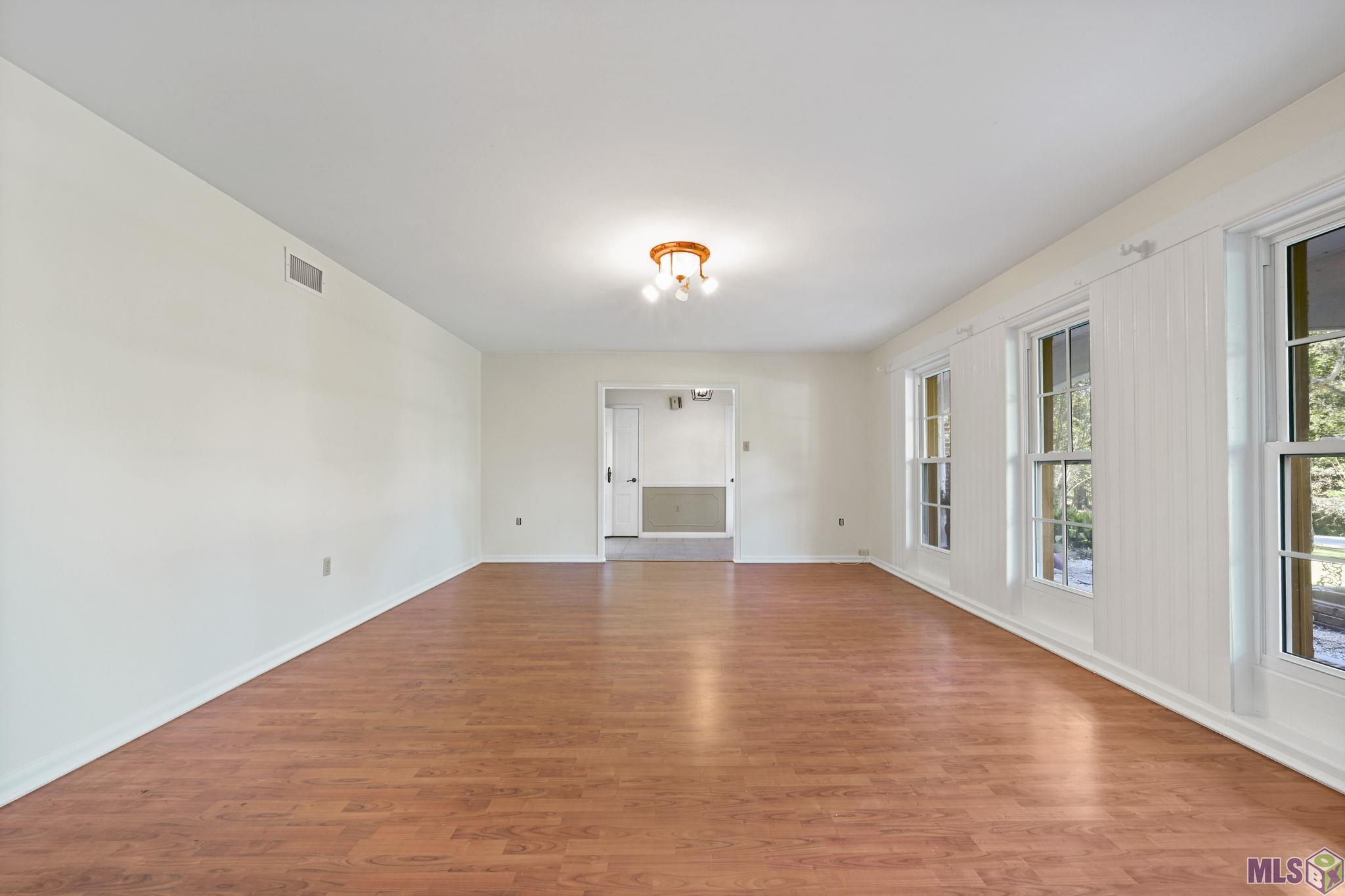 Homes for sale in Baton Rouge, LA | 4560 Bluebell Dr, Baton Rouge, LA 70808 | MLS# BR2025019819