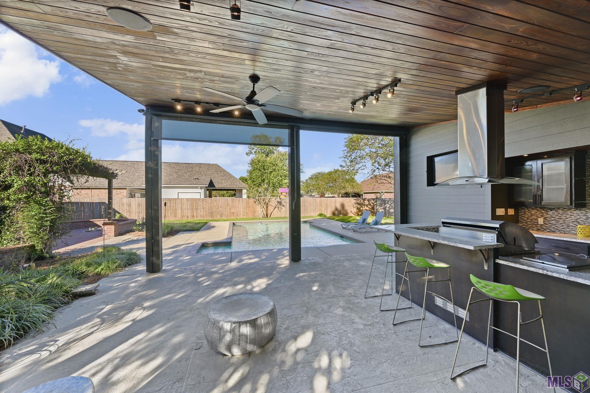 Homes for sale in Prairieville, LA | 38190 Springwood Ave, Prairieville, LA 70769 | MLS# BR2025019842