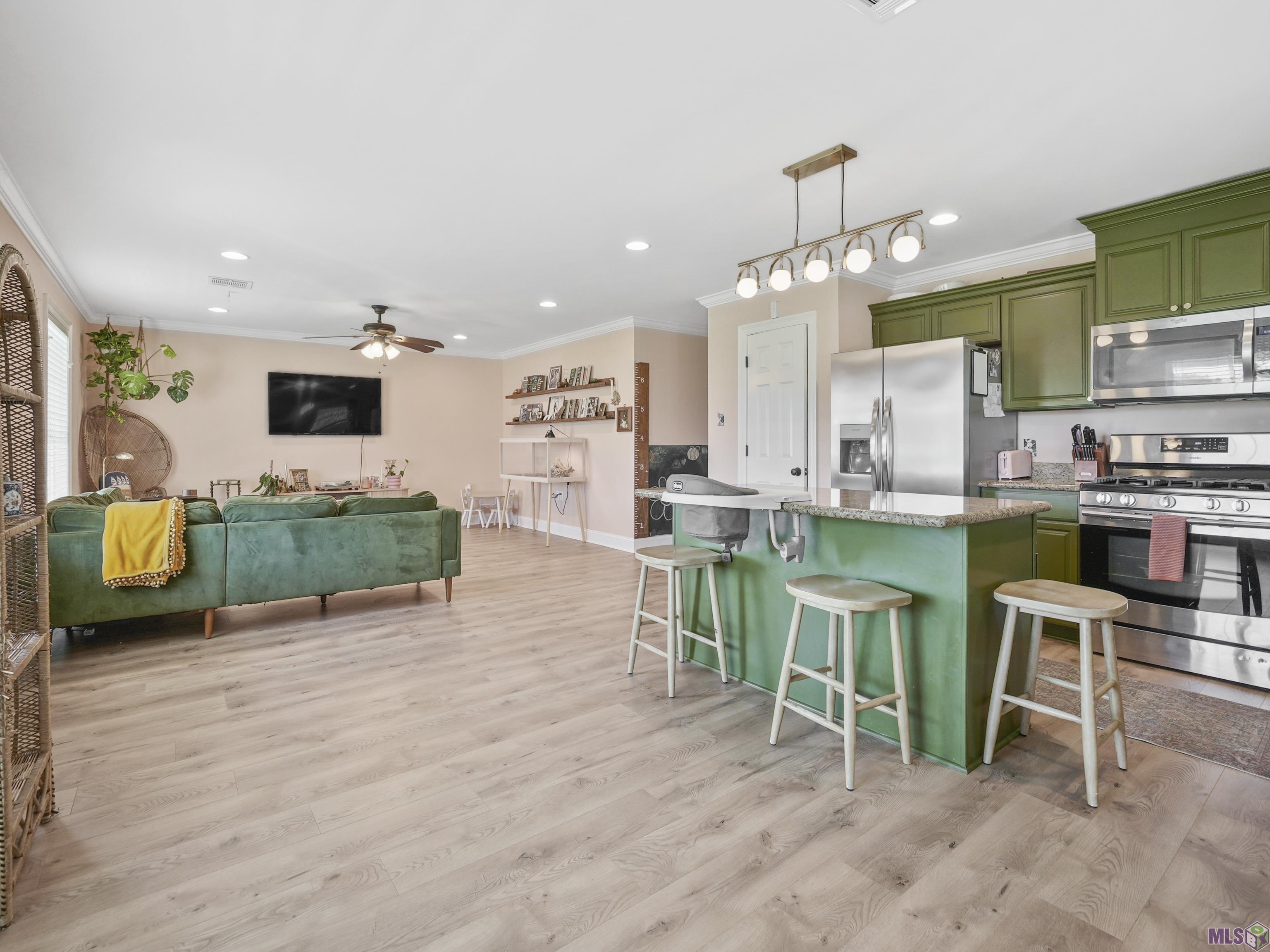 Homes for sale in Lockport, LA | 208 N Willow St, Lockport, LA 70374 | MLS# BR2025019966