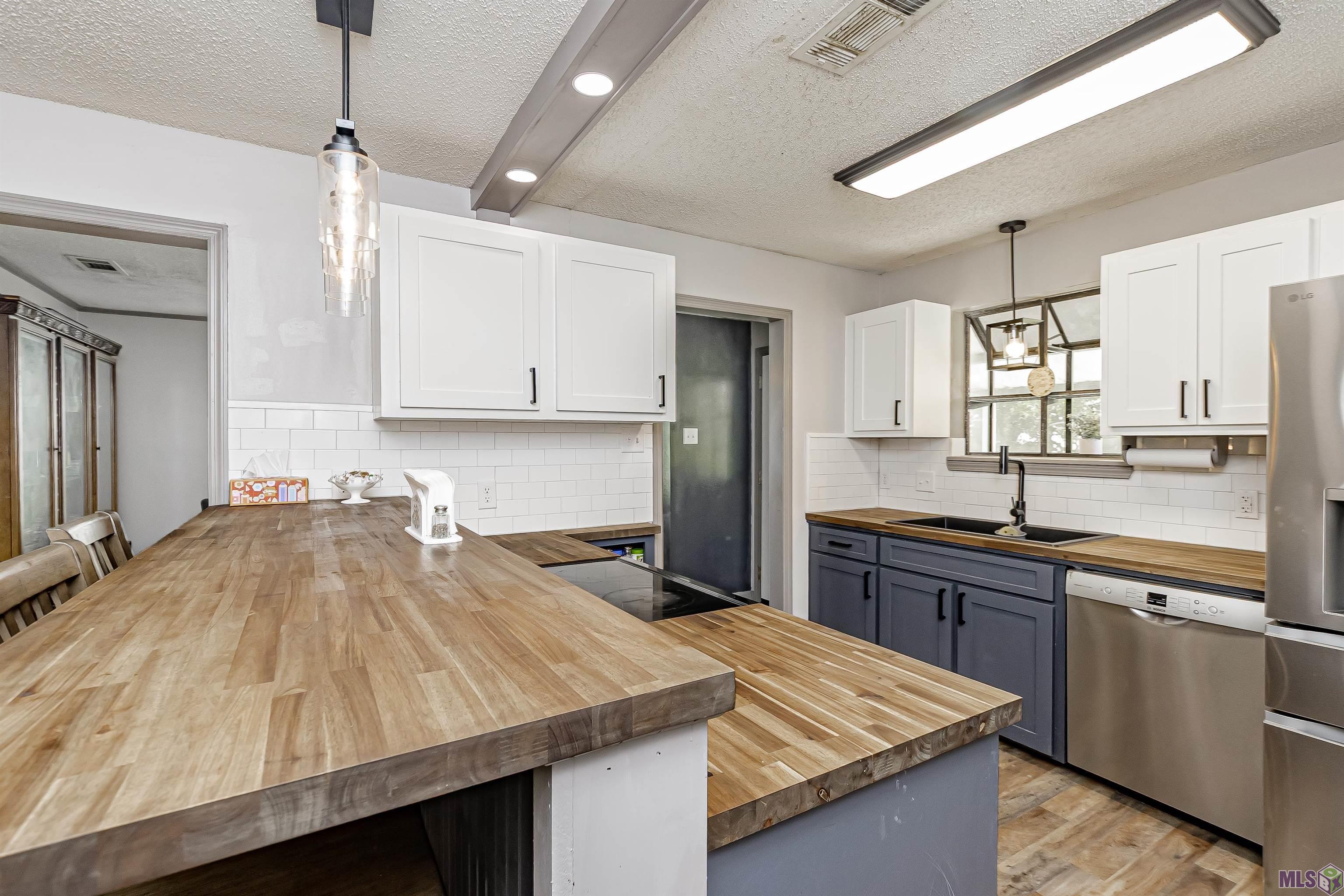 Homes for sale in Prairieville, LA | 17120 Willow Oak Aly, Prairieville, LA 70769 | MLS# BR2025020002