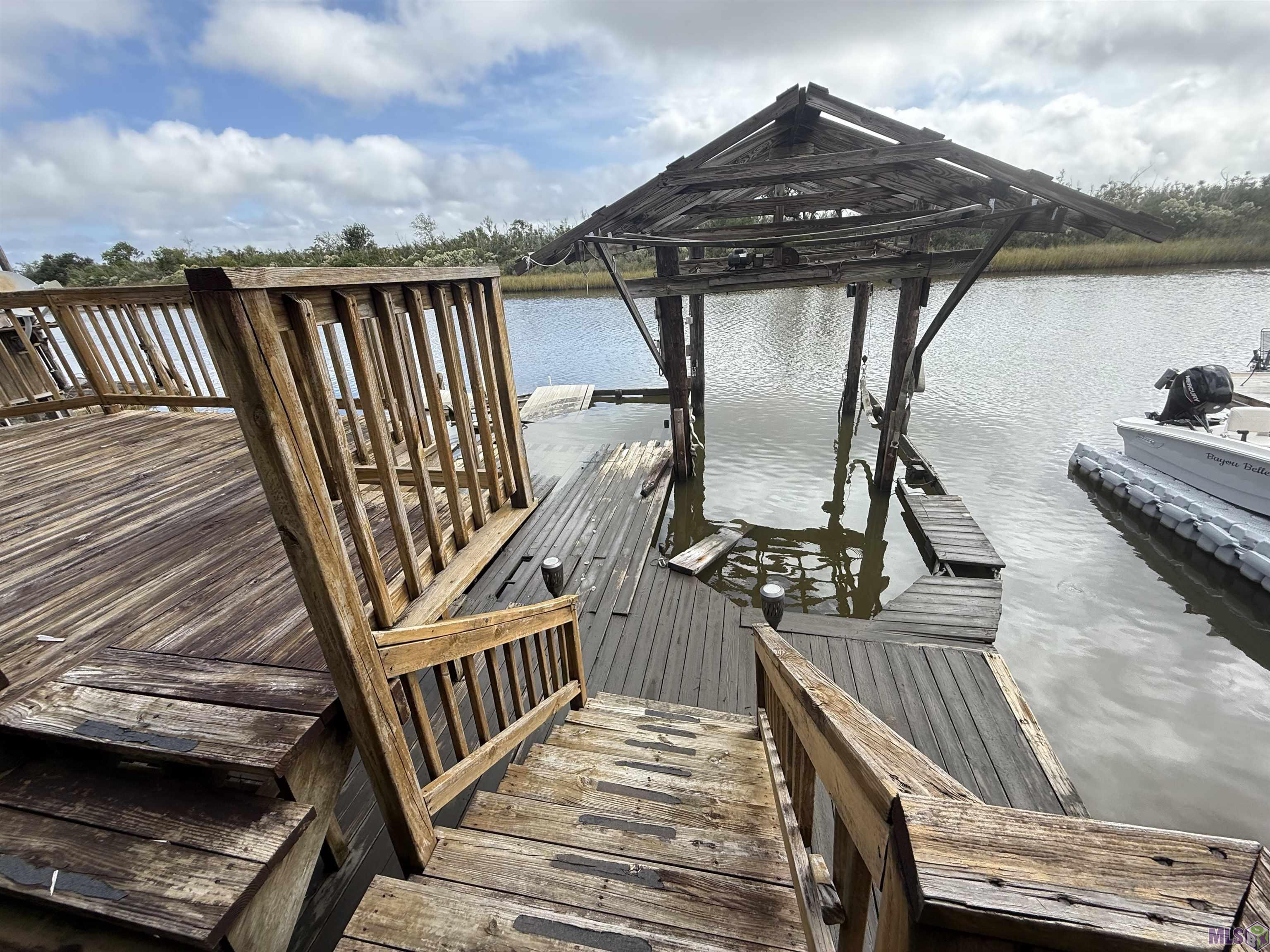 Homes for sale in Dulac, LA | 1073 Four Point Rd, Dulac, LA 70353 | MLS# BY2025020053