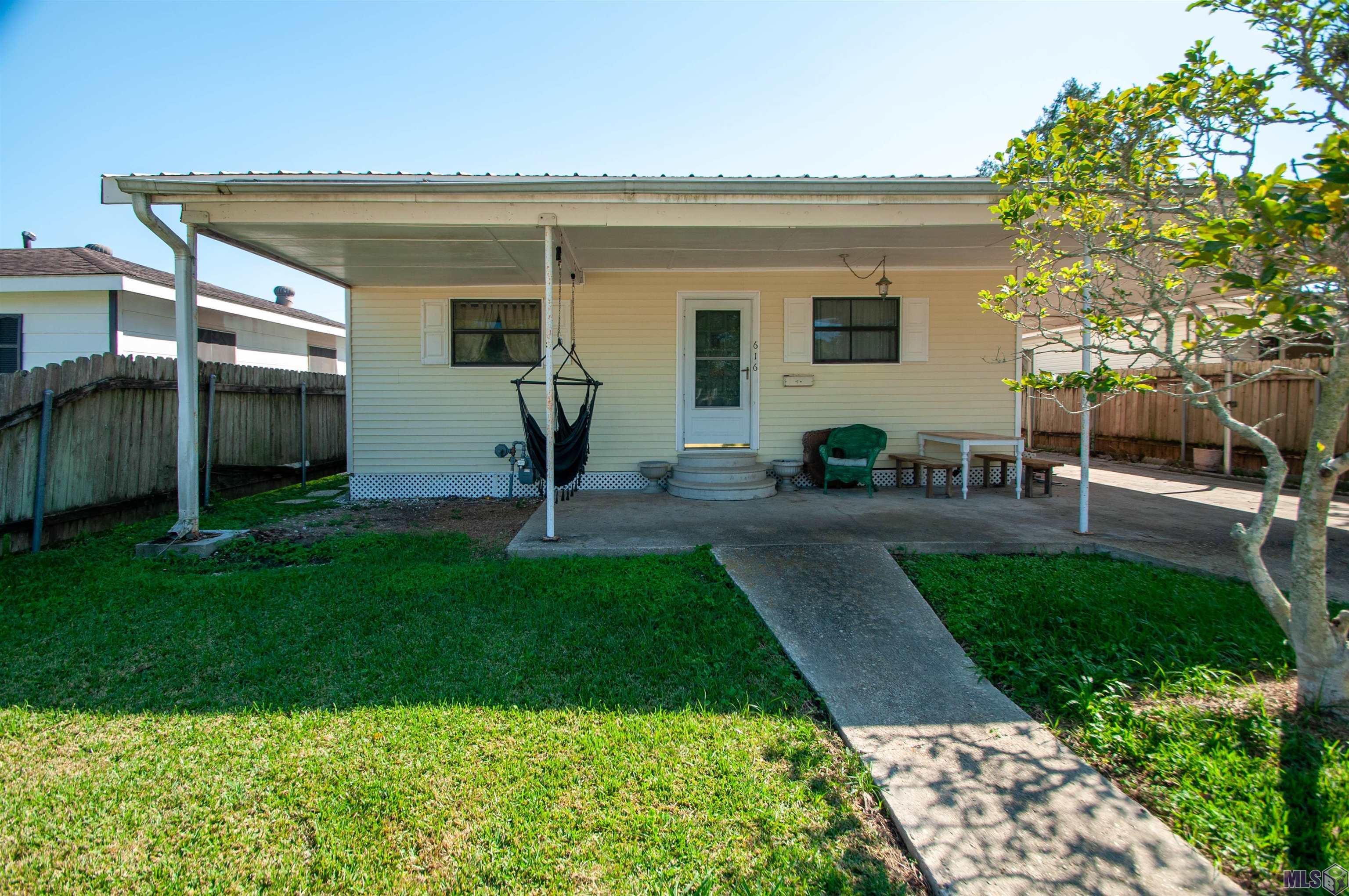 Homes for sale in Morgan, LA | 616 Willow St, Morgan, LA 70380 | MLS# BY2025020073