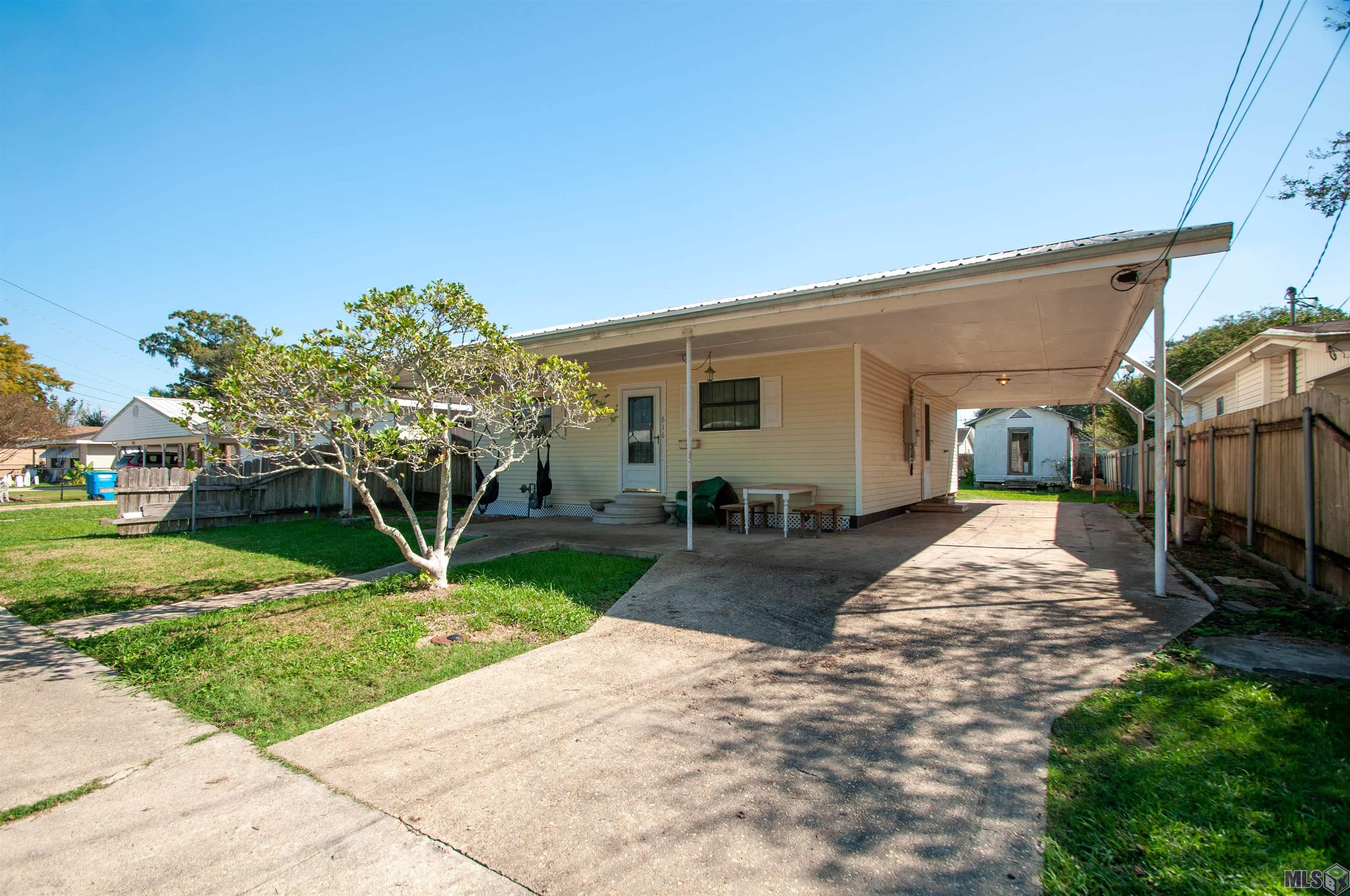 Homes for sale in Morgan, LA | 616 Willow St, Morgan, LA 70380 | MLS# BY2025020073