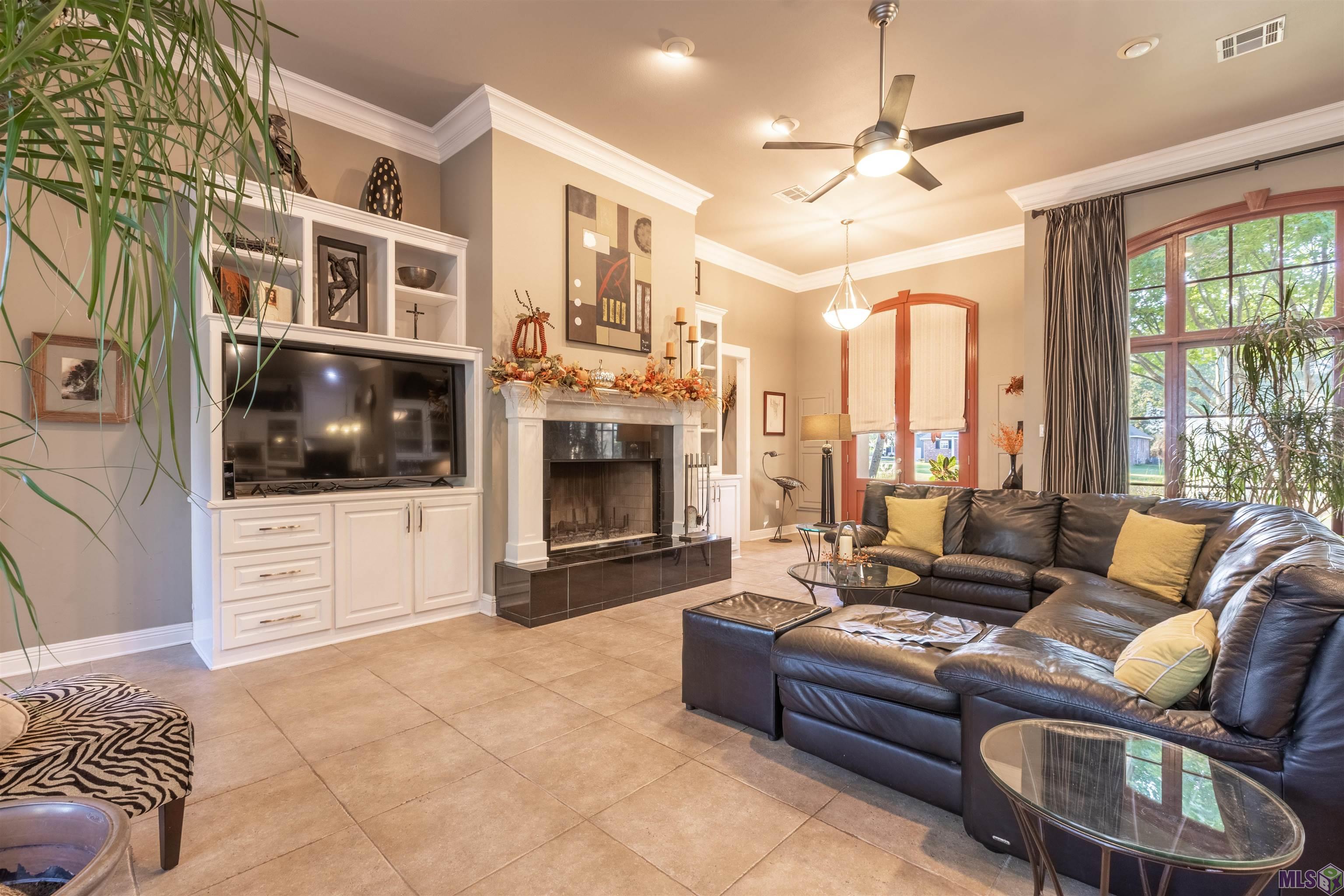 Homes for sale in Belle Rose, LA | 6996 Hwy 1, Belle Rose, LA 70341 | MLS# BY2025020151