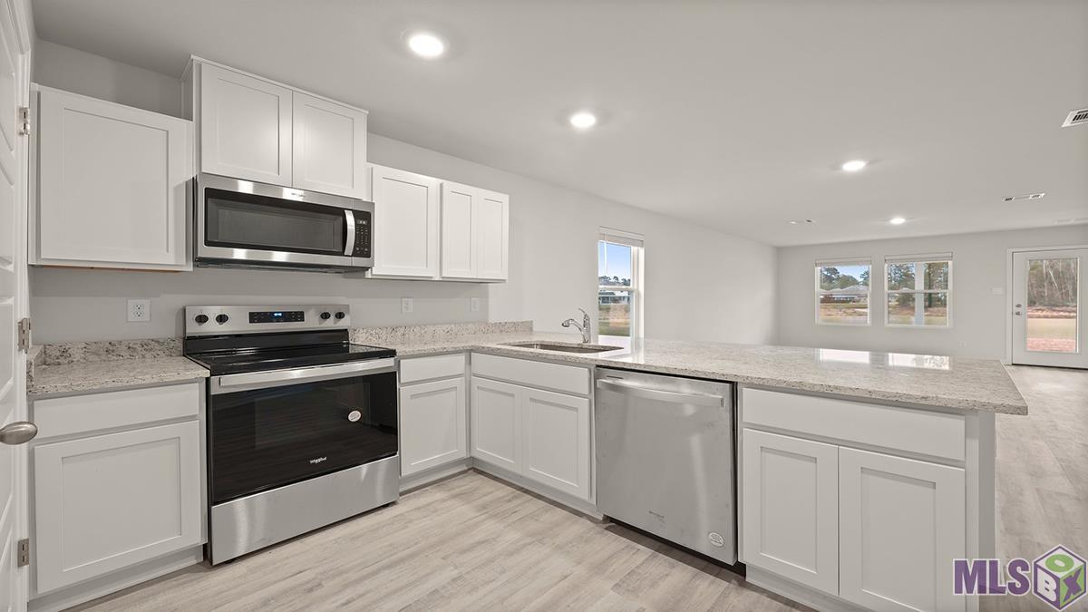 Homes for sale in Denham Springs, LA | 14265 Monmouth Ave, Denham Springs, LA 70726 | MLS# BR2025020228