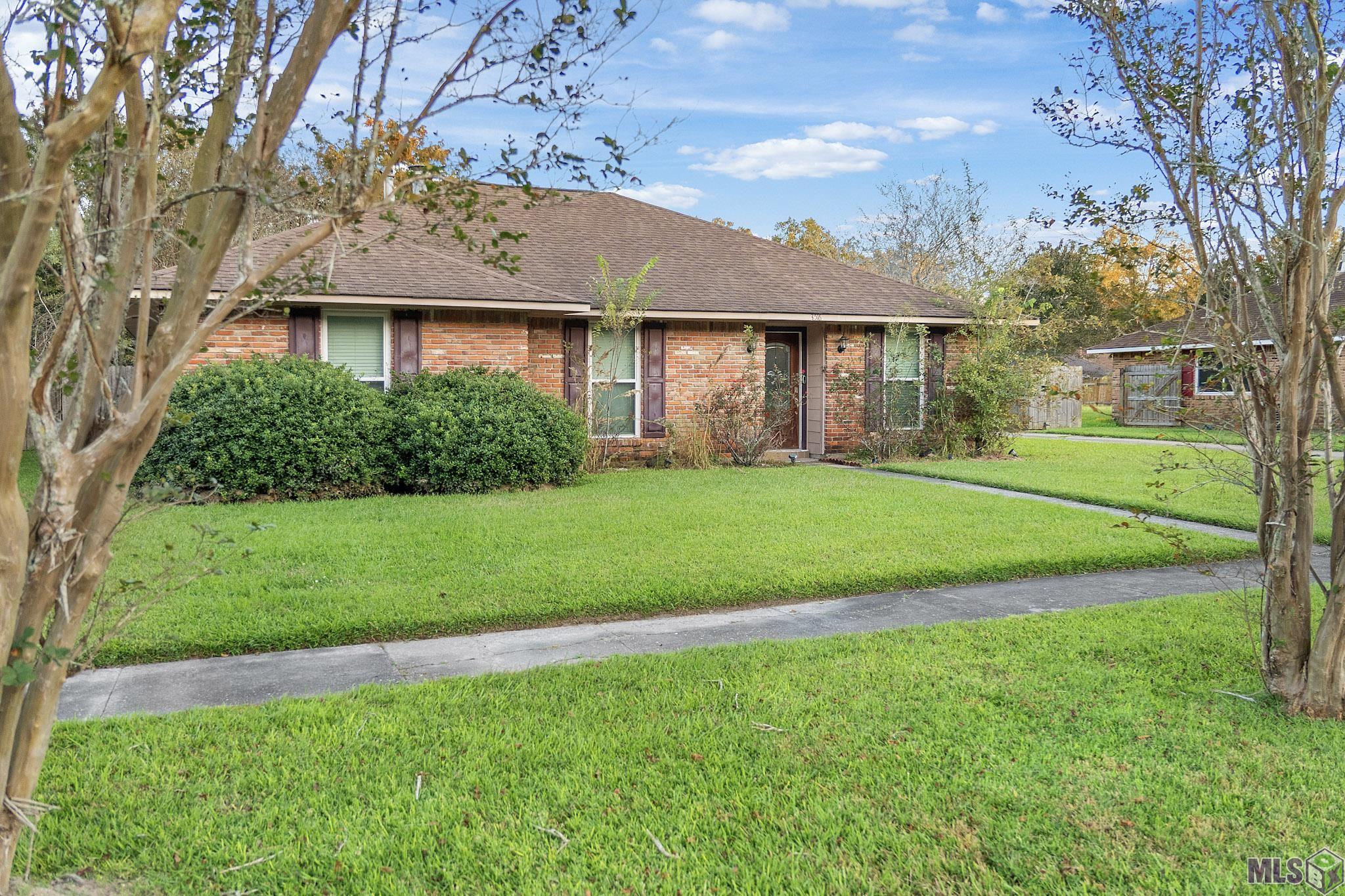 Homes for sale in Baton Rouge, LA | 3516 Sterling Dr, Baton Rouge, LA 70814 | MLS# BR2025020541