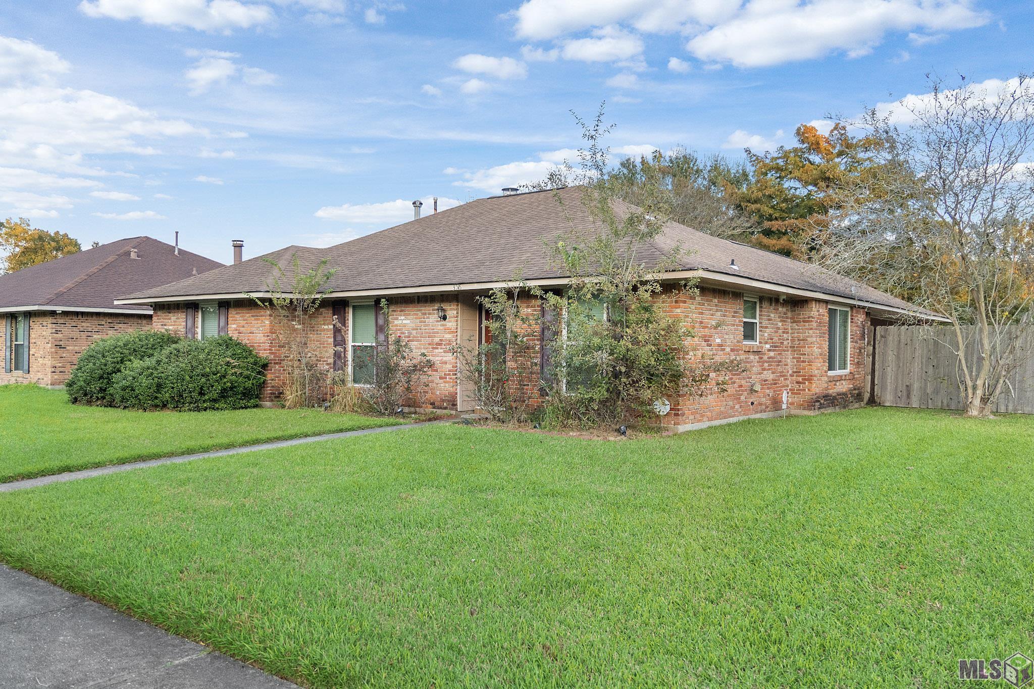 Homes for sale in Baton Rouge, LA | 3516 Sterling Dr, Baton Rouge, LA 70814 | MLS# BR2025020541