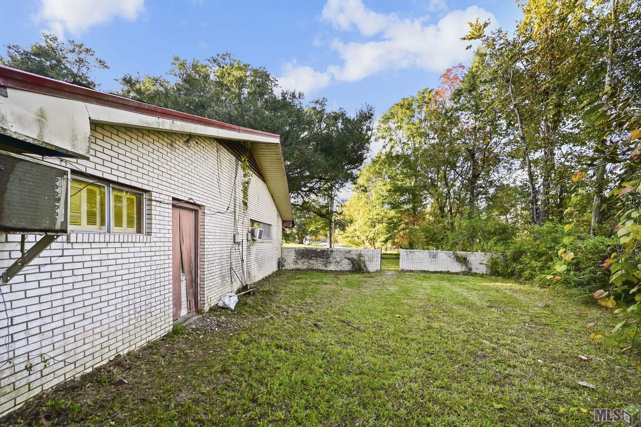 Homes for sale in Baton Rouge, LA | 996 Staring Ln, Baton Rouge, LA 70810 | MLS# BR2025020576