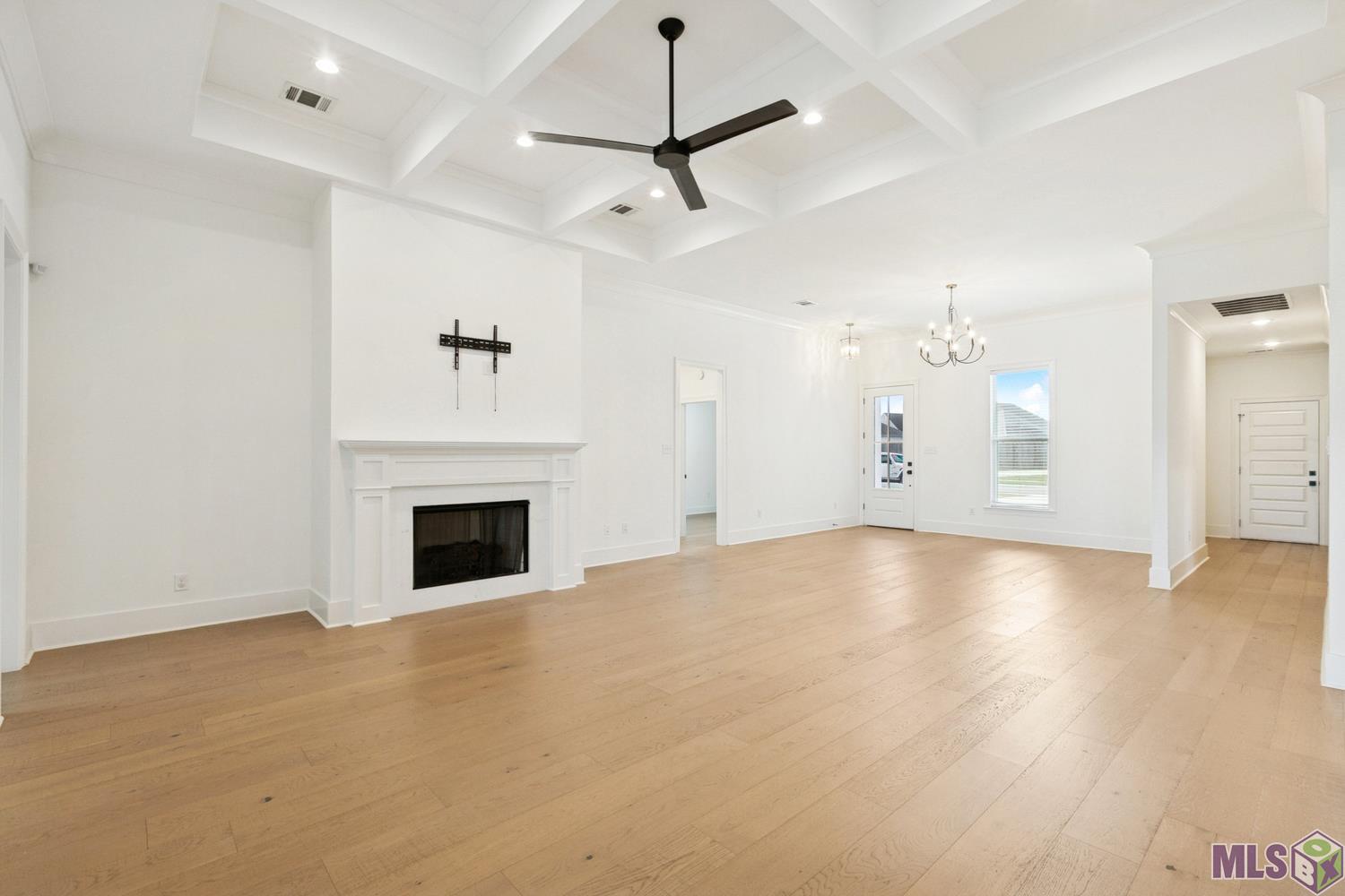 Homes for sale in Prairieville, LA | 17338 Saw Grass Trail Ave, Prairieville, LA 70769 | MLS# BR2025020660