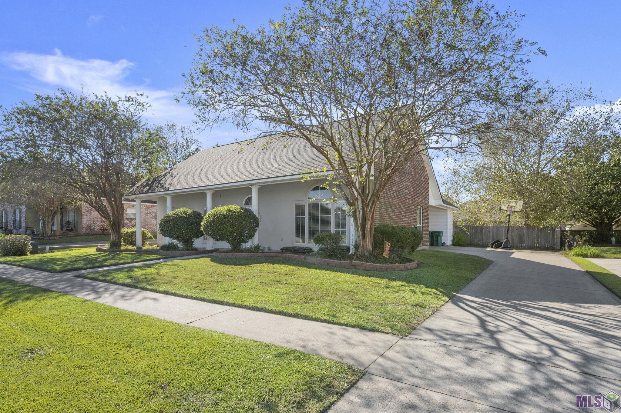 Homes for sale in Zachary, LA | 4353 Pasture Clear Ct, Zachary, LA 70791 | MLS# BR2025020768