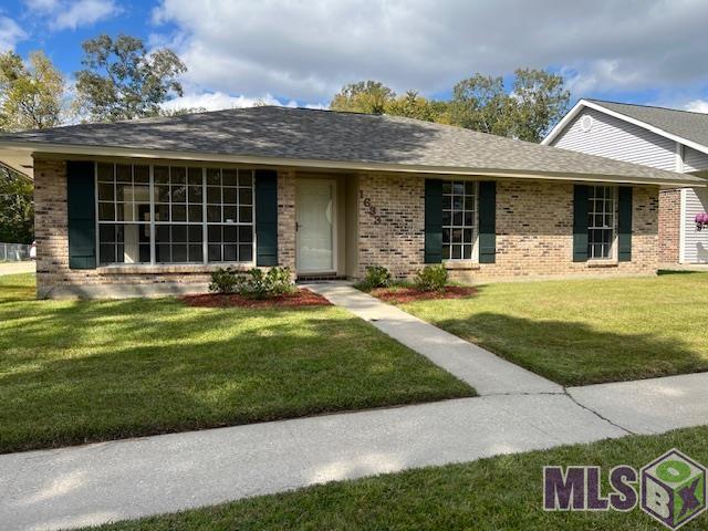 Homes for sale in Baton Rouge, LA | 1633 Brookhollow Dr, Baton Rouge, LA 70810 | MLS# BR2025020824