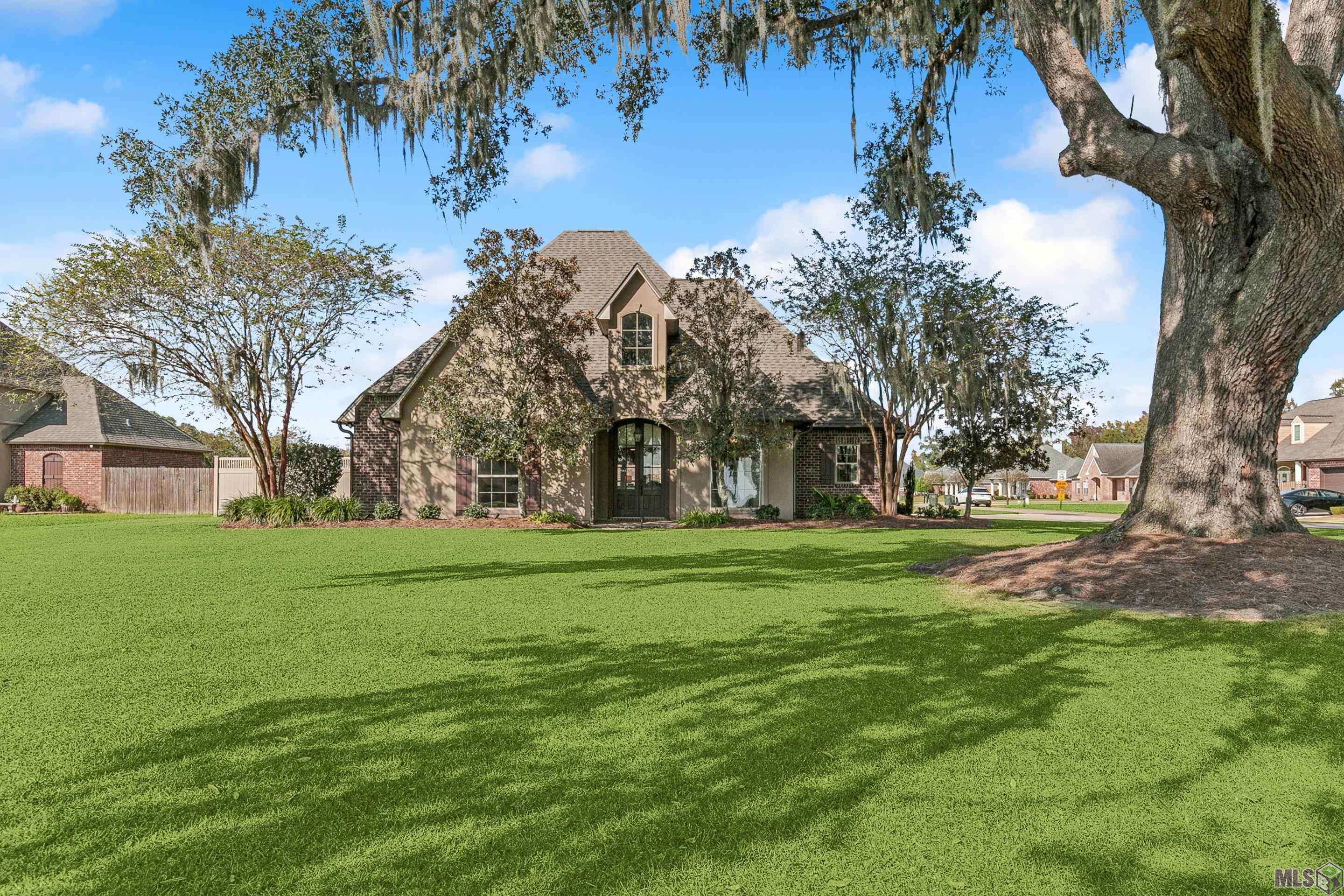 Homes for sale in St. Amant, LA | 44388 Stringer Bridge Rd, St. Amant, LA 70774 | MLS# BR2025020900